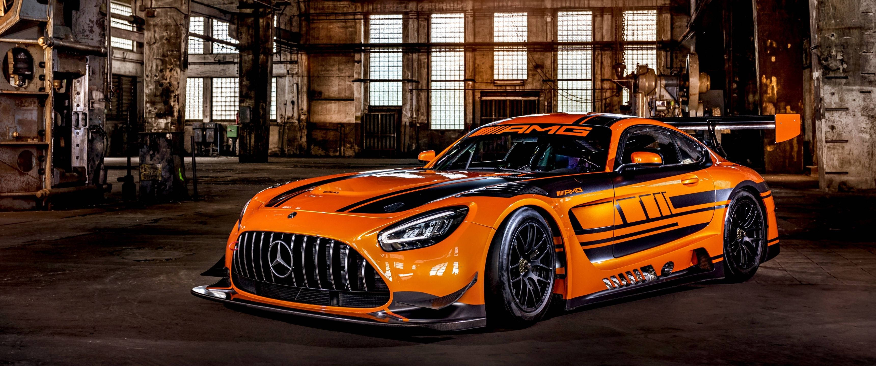 3440x1440 Mercedes-AMG GT3-motor Muurpapier