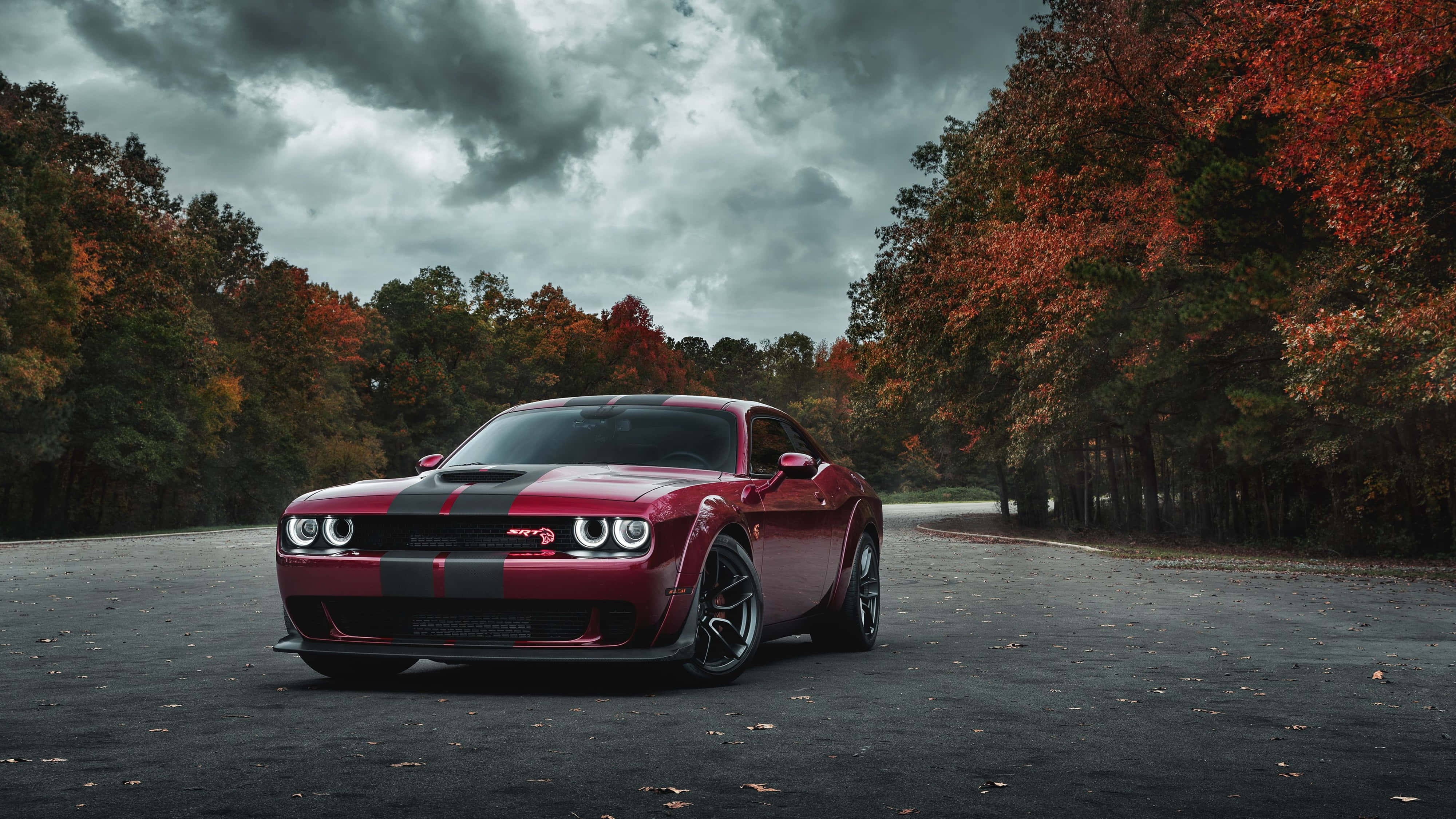 4K Dodge Hellcat By Bos Parkeerterrein Muurpapier