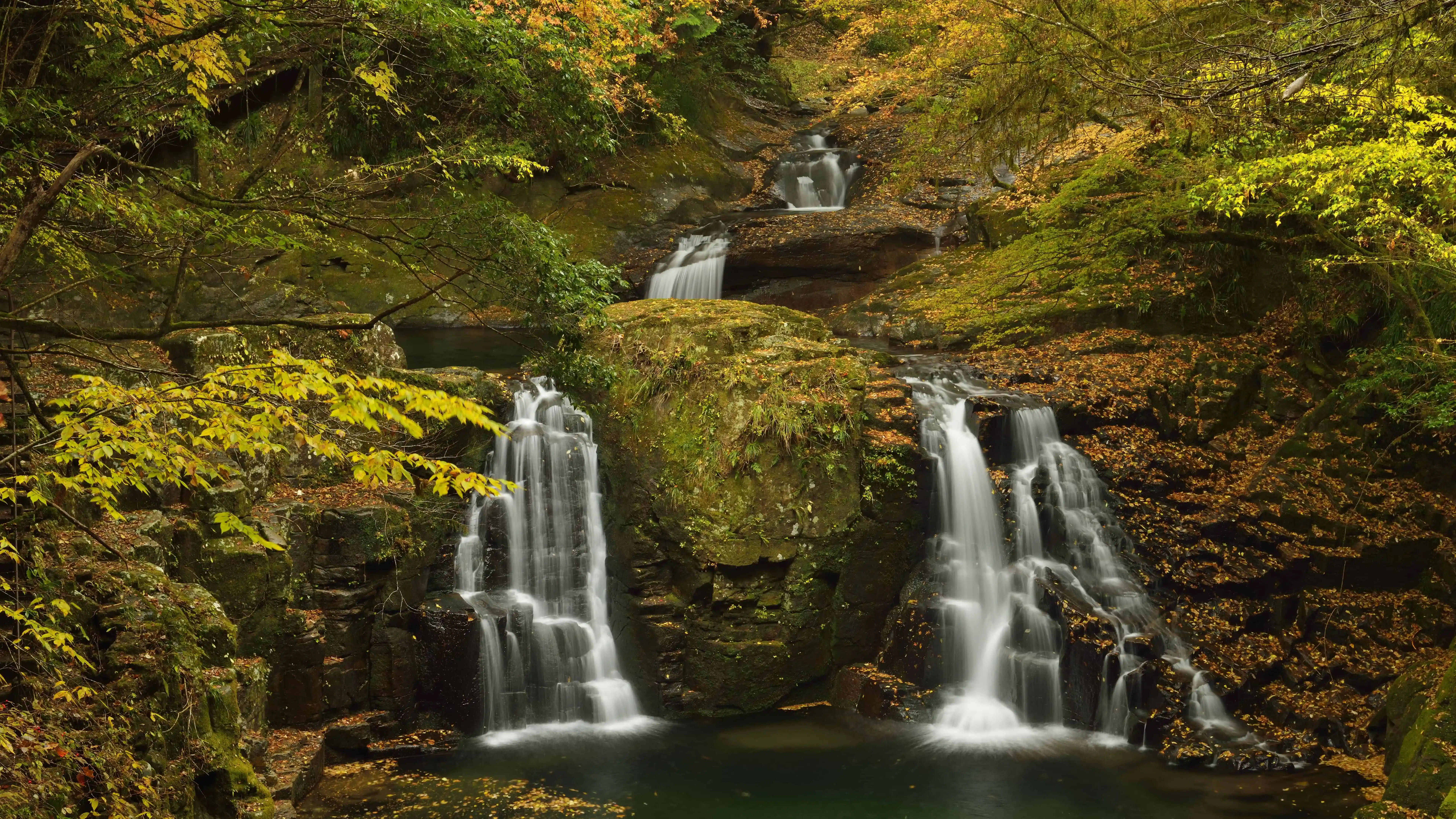 8K Ultra HD Natuur Meervoudige Watervalle Muurpapier