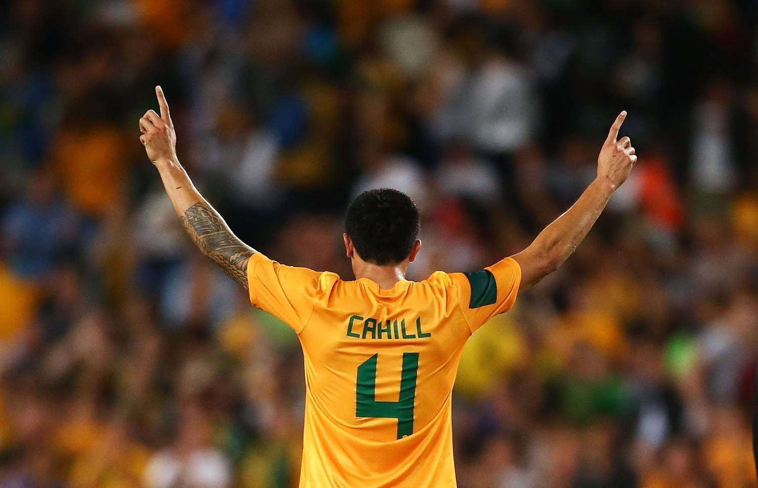 Australiese Nasionale Sokkerspan Tim Cahill Agterskoot Muurpapier