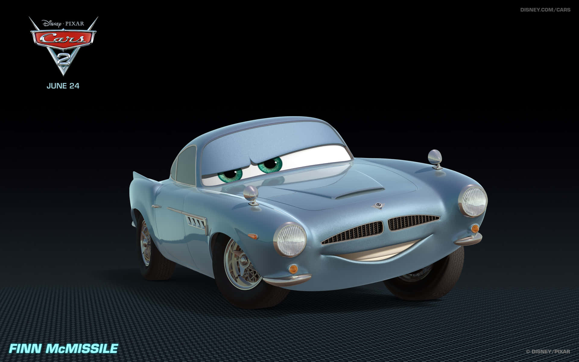 Bliksem McQueen jaag teen Francesco Bernoulli in Cars 2 Muurpapier