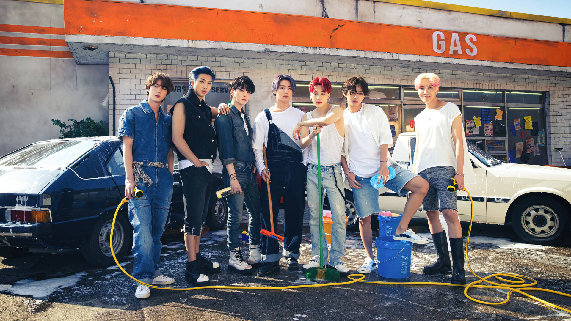 BTS-groepsfoto by Wasstasie Muurpapier