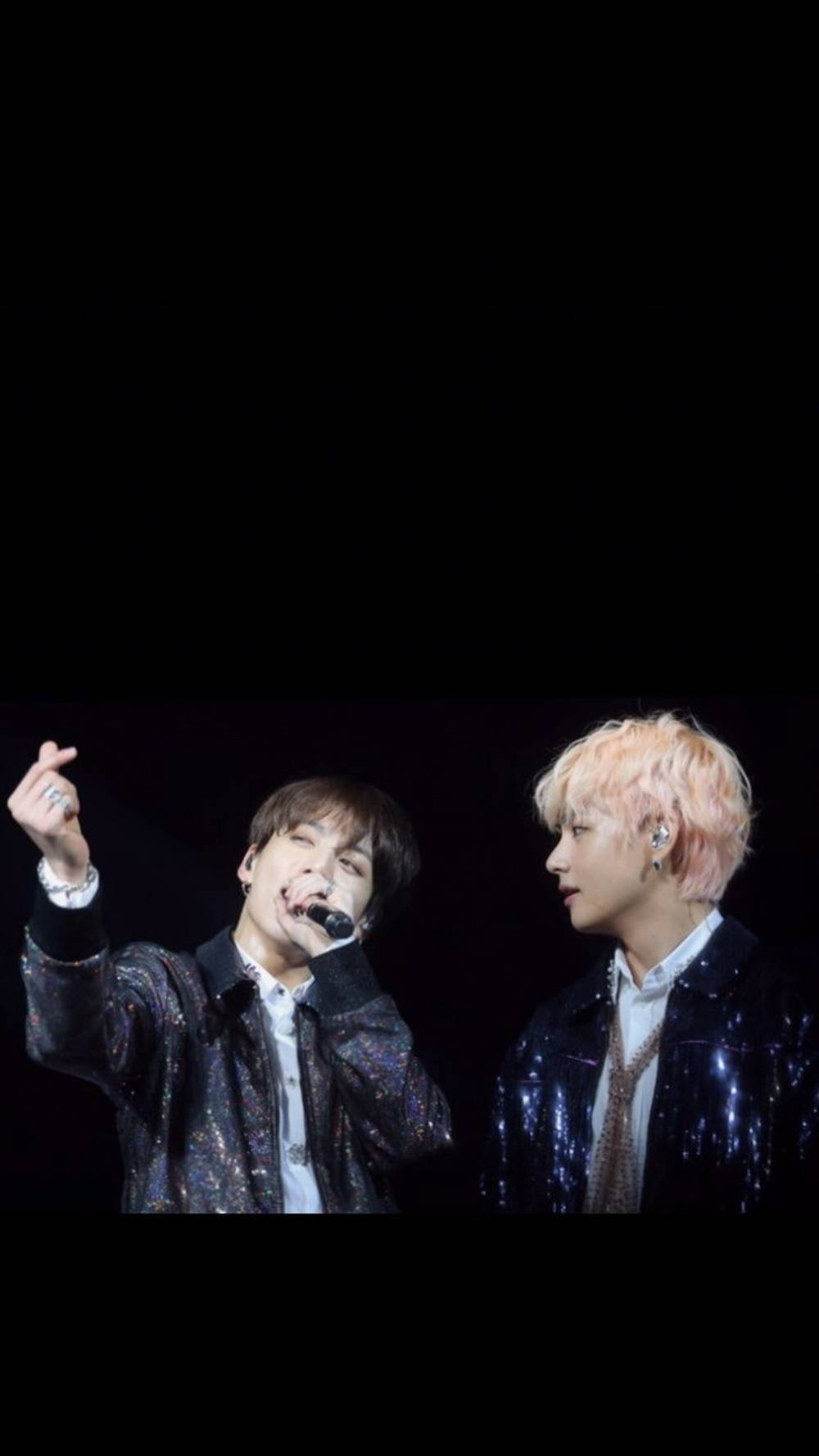 BTS JK en V Love Yourself Toer Optrede Muurpapier