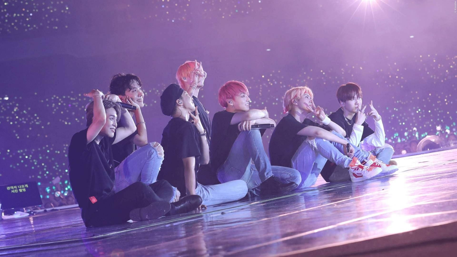 BTS Op Pers Verhoog Estetika Muurpapier