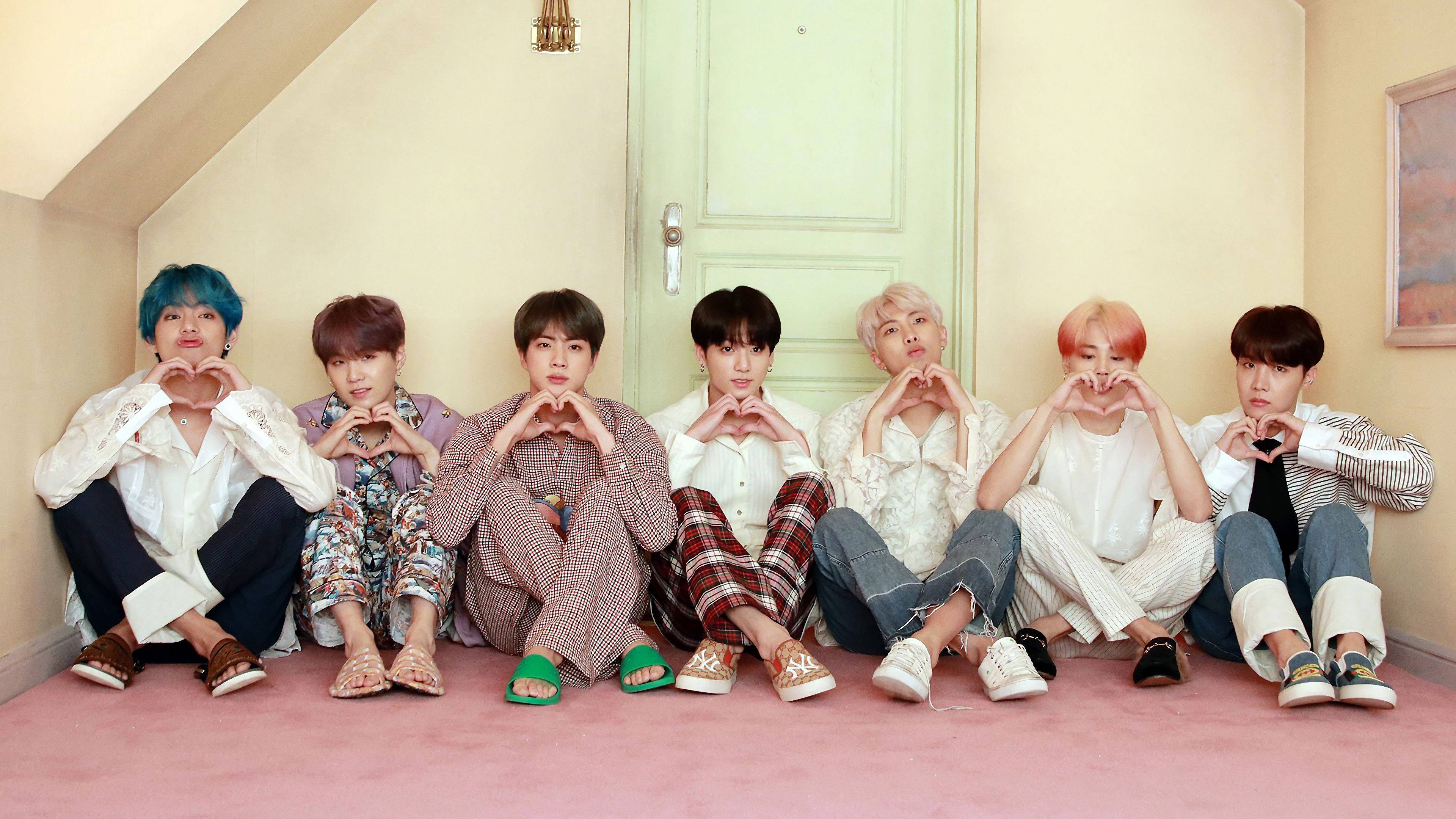 BTS Pastel deur Bangtantv Muurpapier