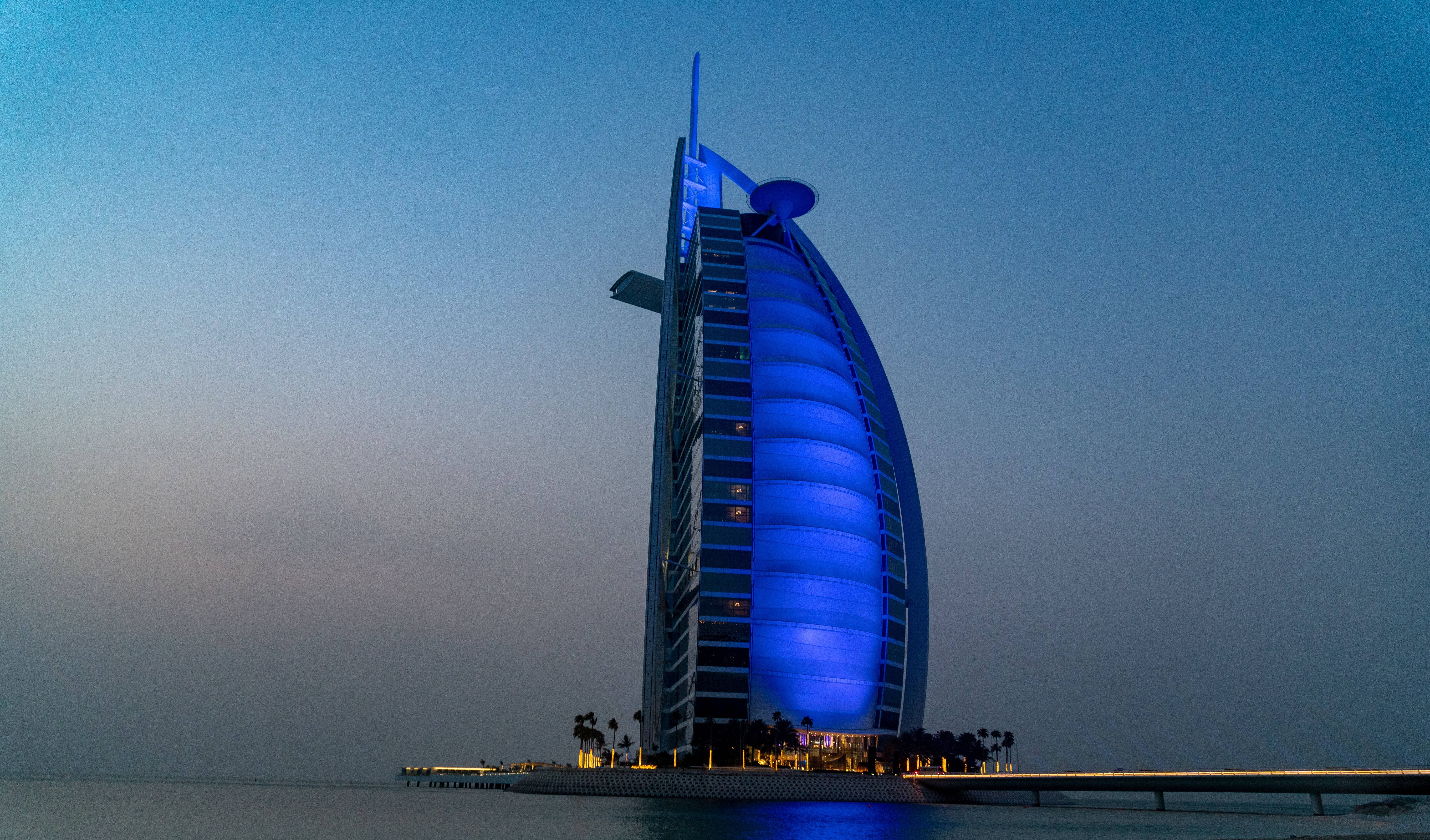 Burj Al Arab Blou Lig Muurpapier