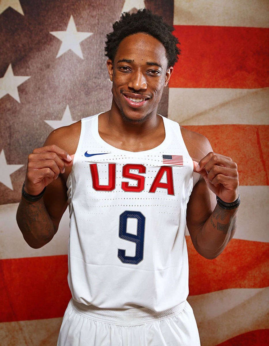 Demar Derozan wys sy spanhemp Muurpapier