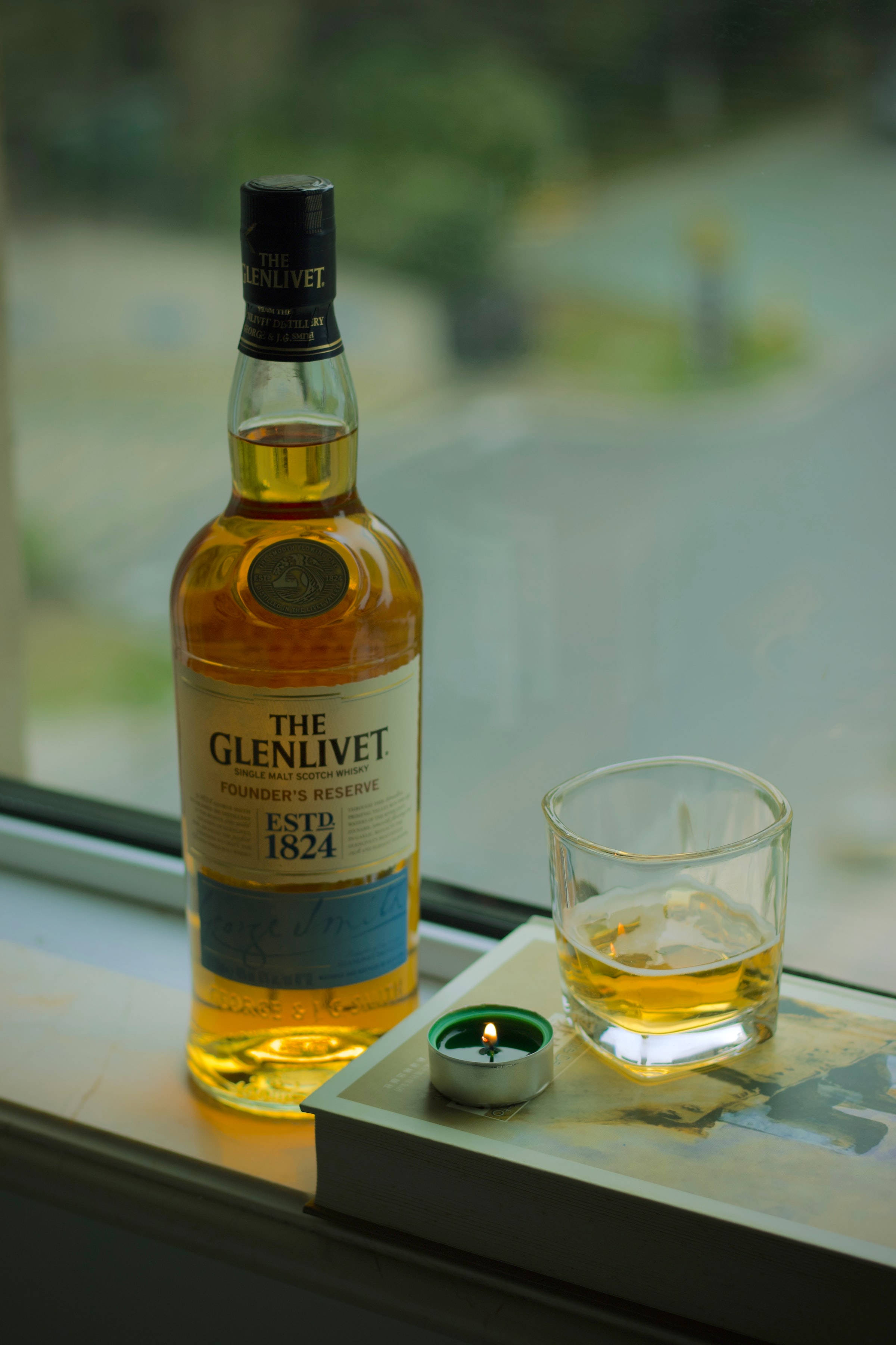 Die Glenlivet Whiskey Bottel Muurpapier
