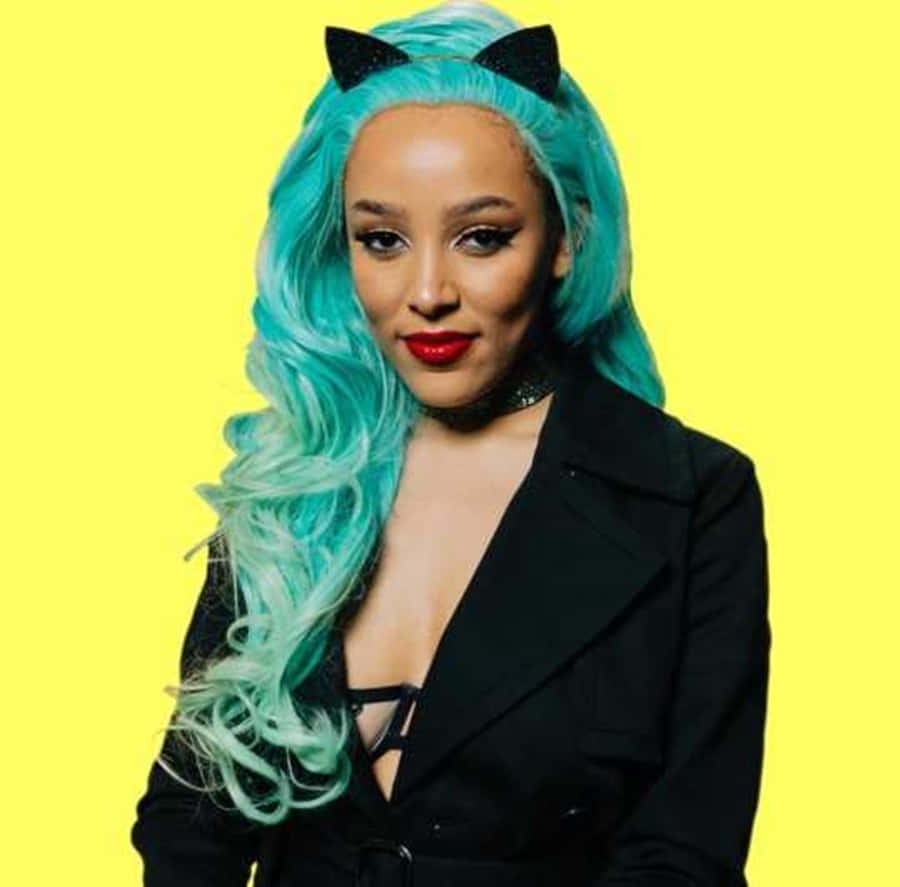 Doja Cat op haar kleurvolste in hierdie lewendige foto. Muurpapier