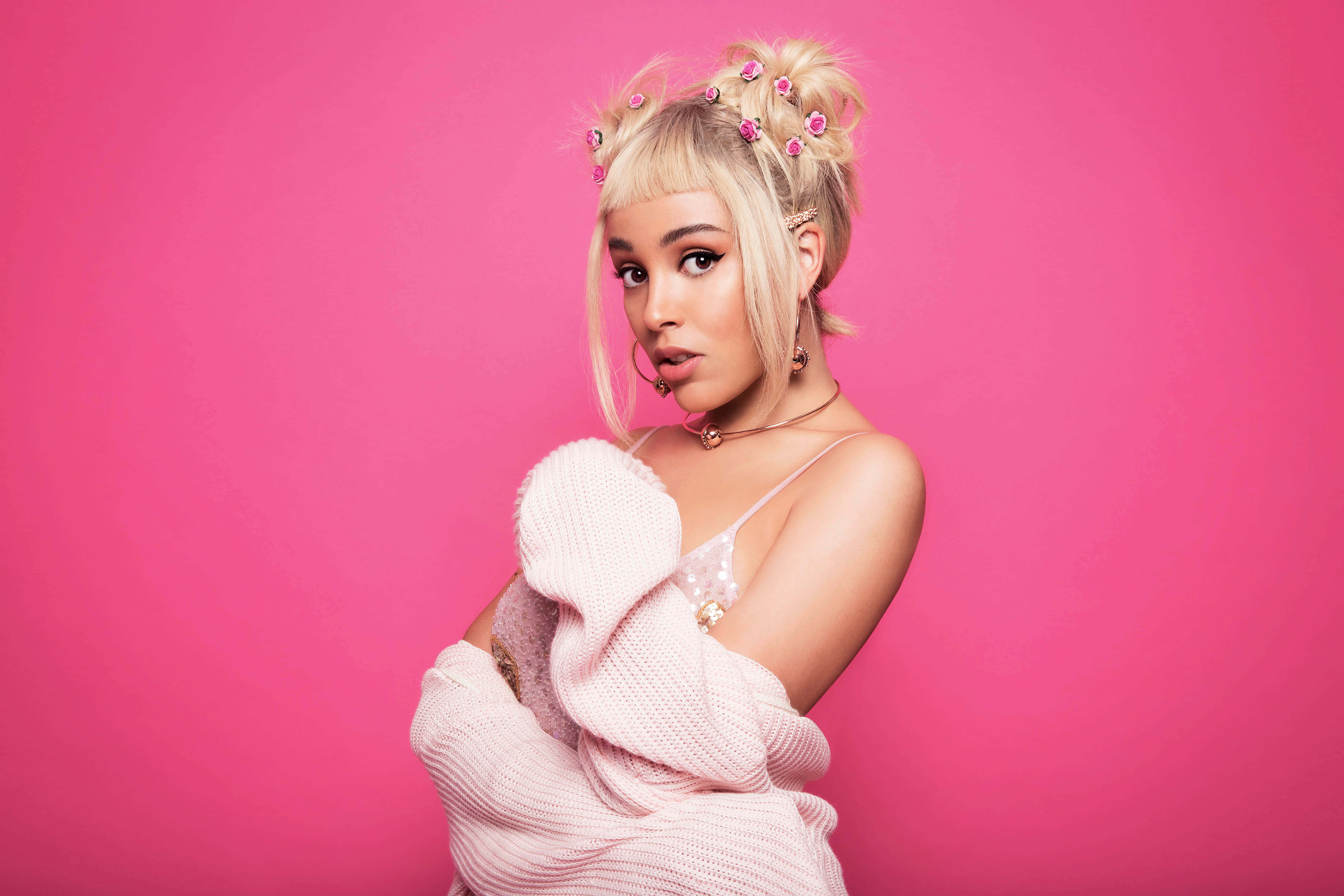 Doja Cat Strek na Sterre Muurpapier