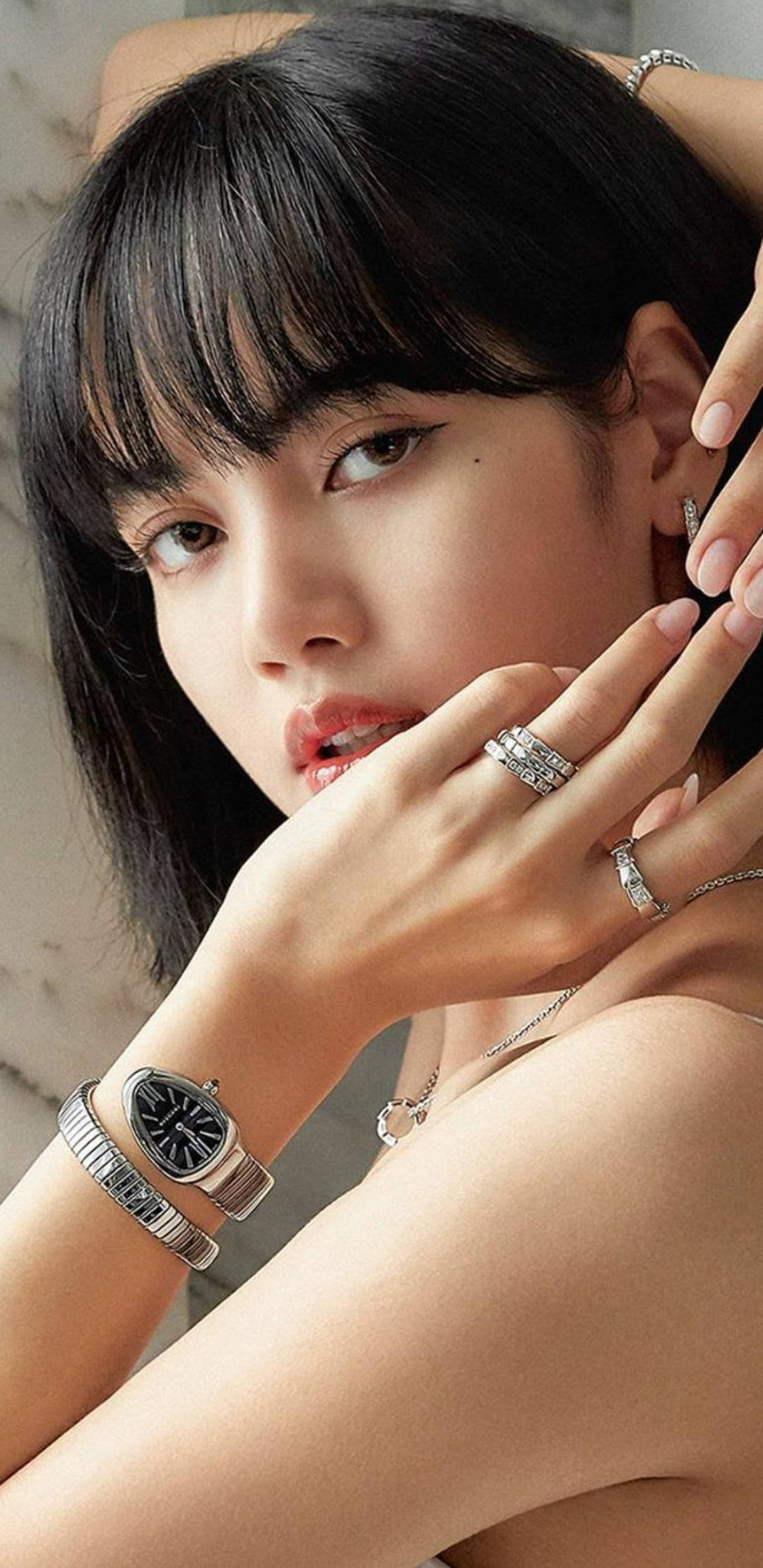 Elegante BVLGARI Lisa Blackpink HD Muurpapier