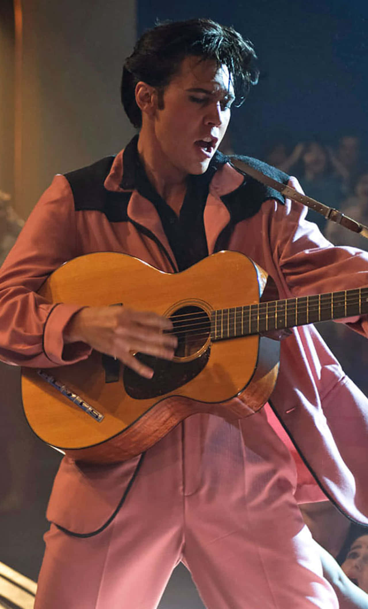 elvis presley in pienk pak wat kitaar speel Muurpapier