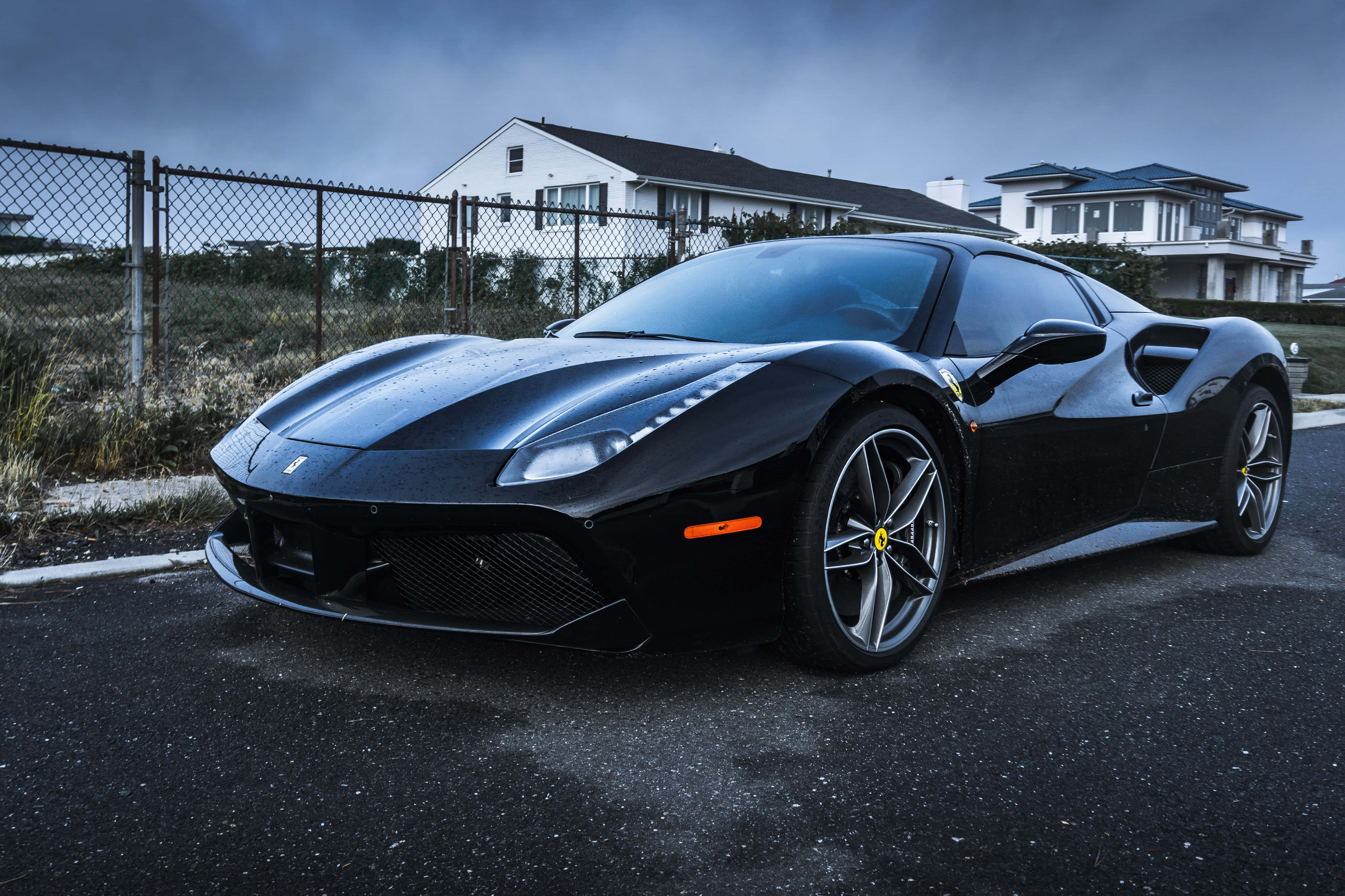 Ervaar Spoed en Luuksheid met Ferrari Muurpapier