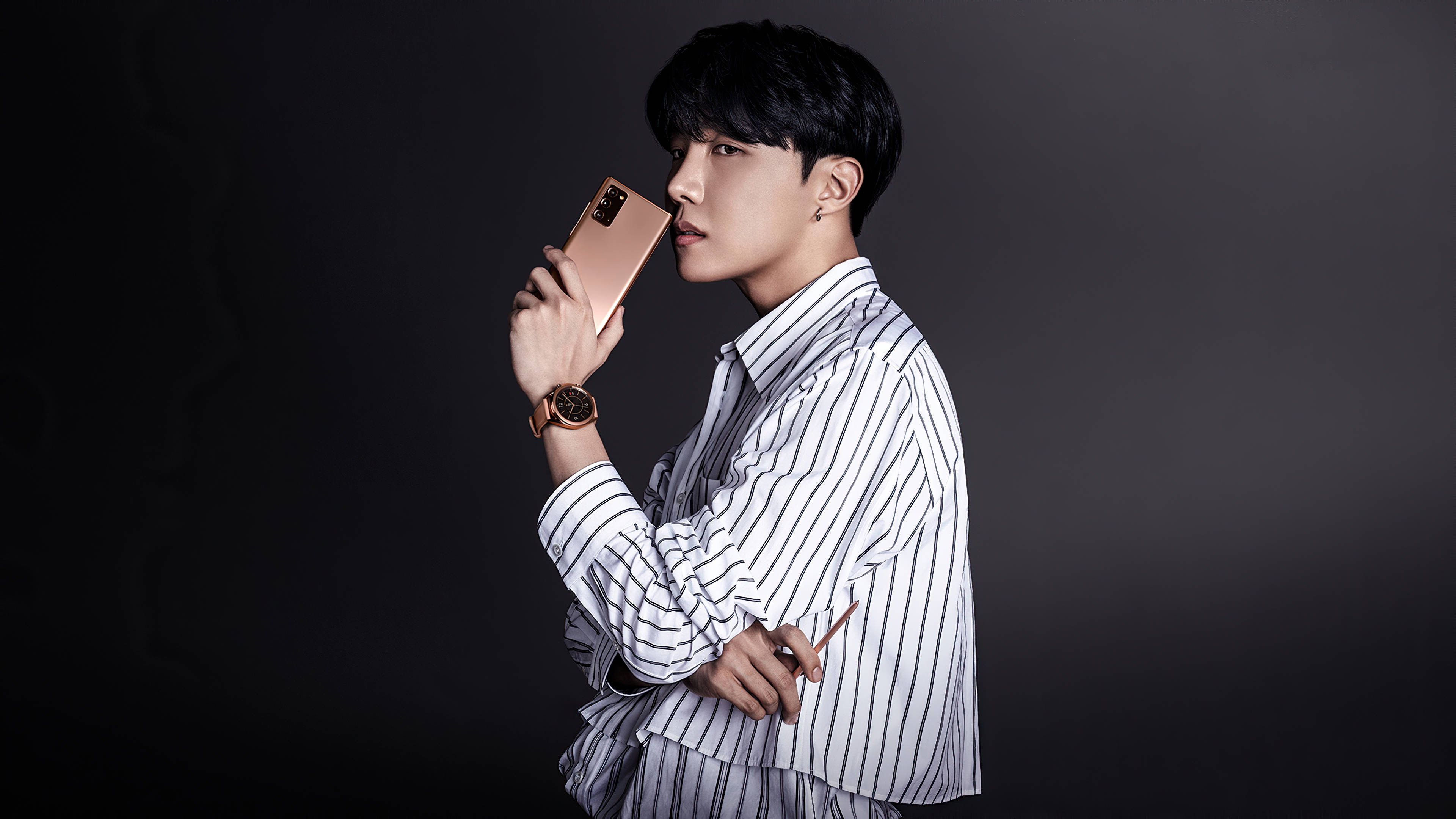 Estetiese Bts J-hope Foon Modellering Muurpapier