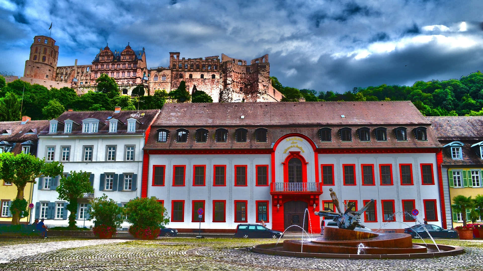 Estetiese Huise Onder Heidelberg Kasteel Muurpapier