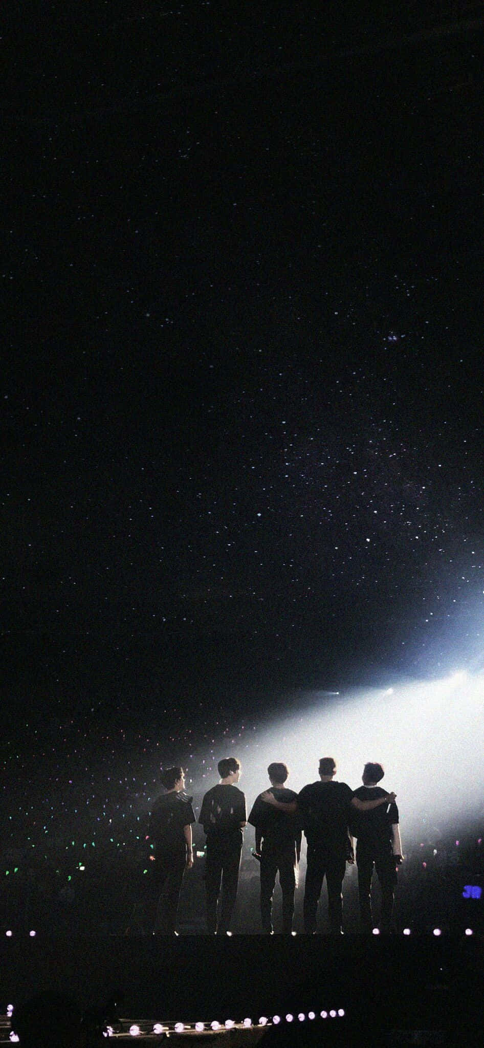 Estetiese NU'EST Kpop-groepkonsert Muurpapier
