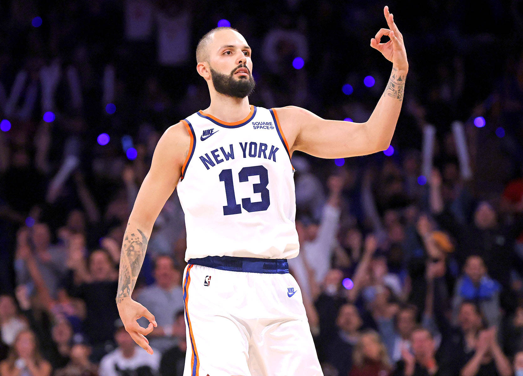 Evan Fournier Driepunt-skoot Celtics teen Knicks Muurpapier