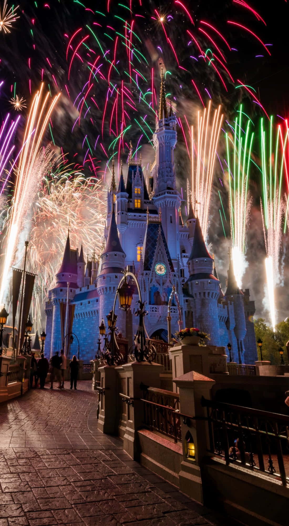 Geniet herinneringe aan Disneyland met die pragtige iPhone 7 Muurpapier
