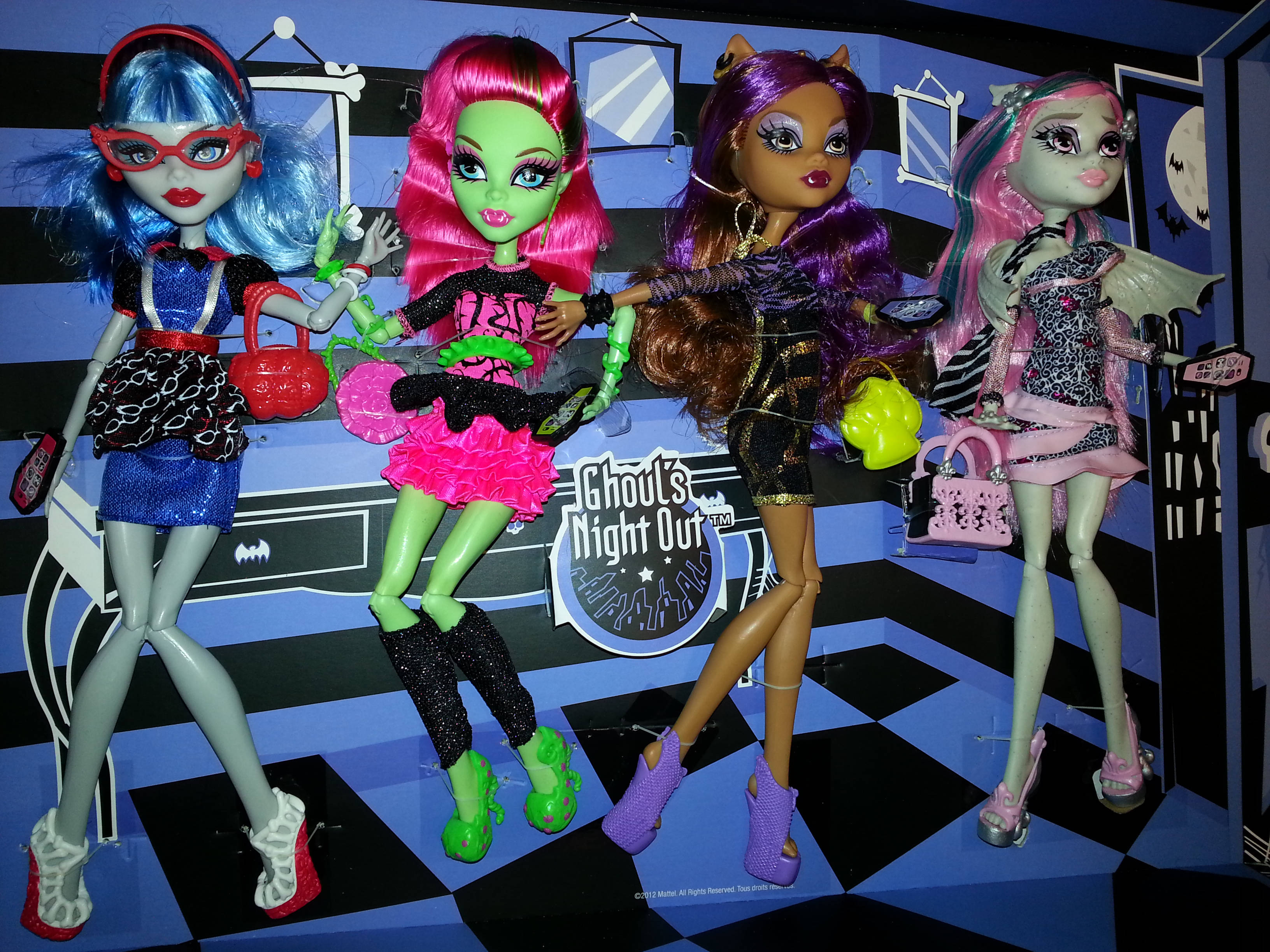 Ghoul se Nag Uit Bratz Estetika Muurpapier