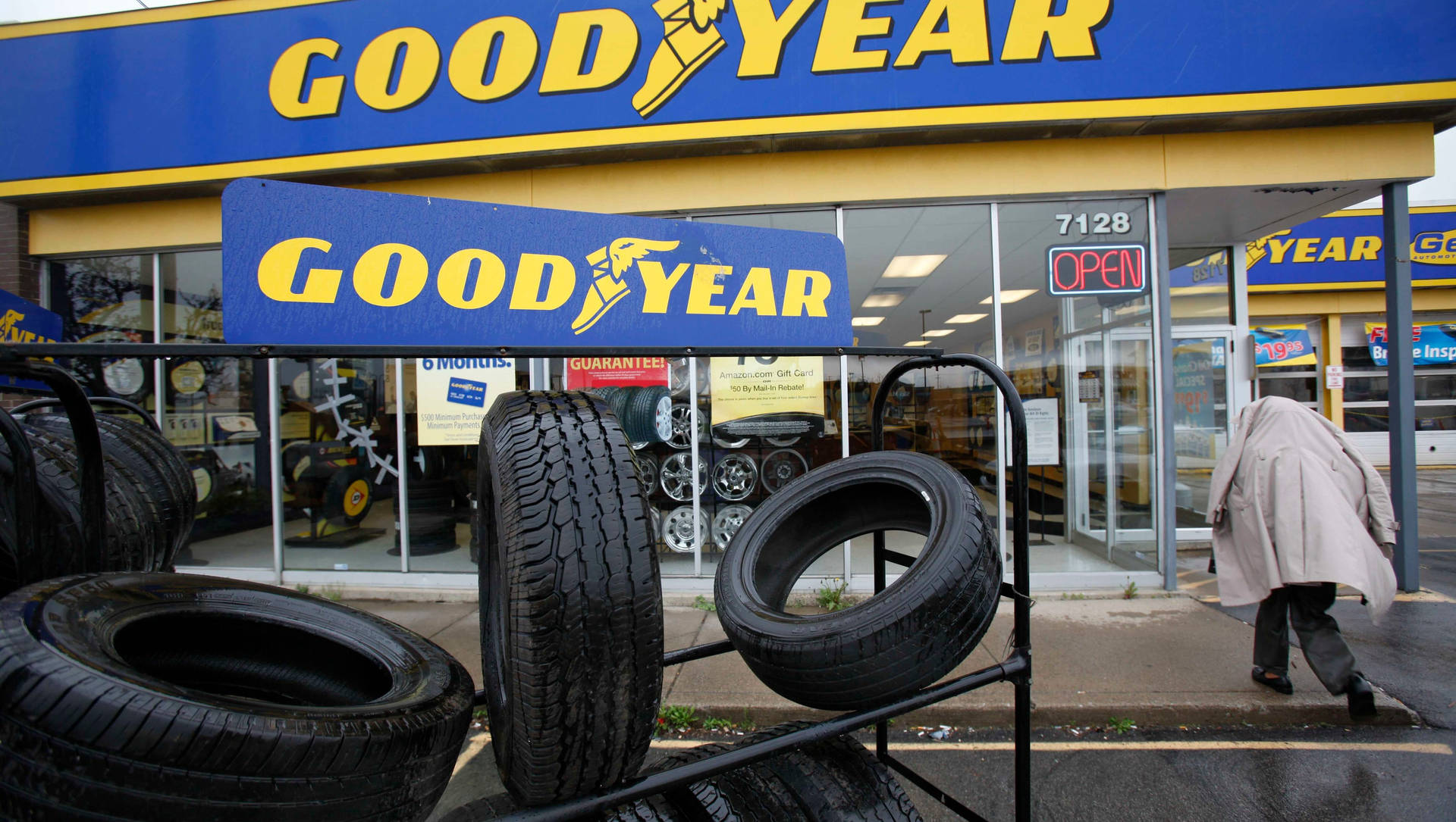 Goodyear-winkel Buitelugfotografie Muurpapier
