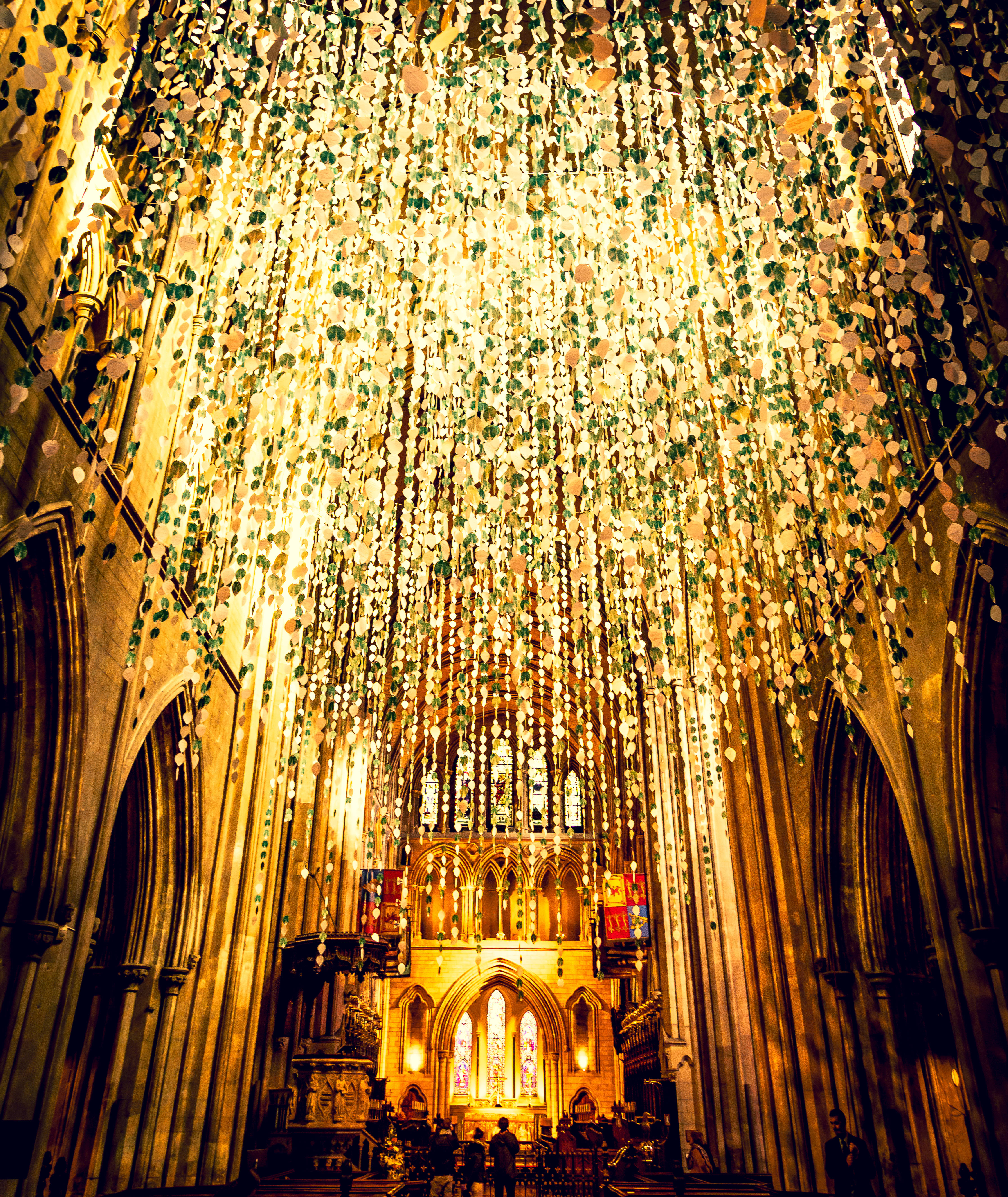 Goue St. Patrick's Katedraal Ierland Muurpapier