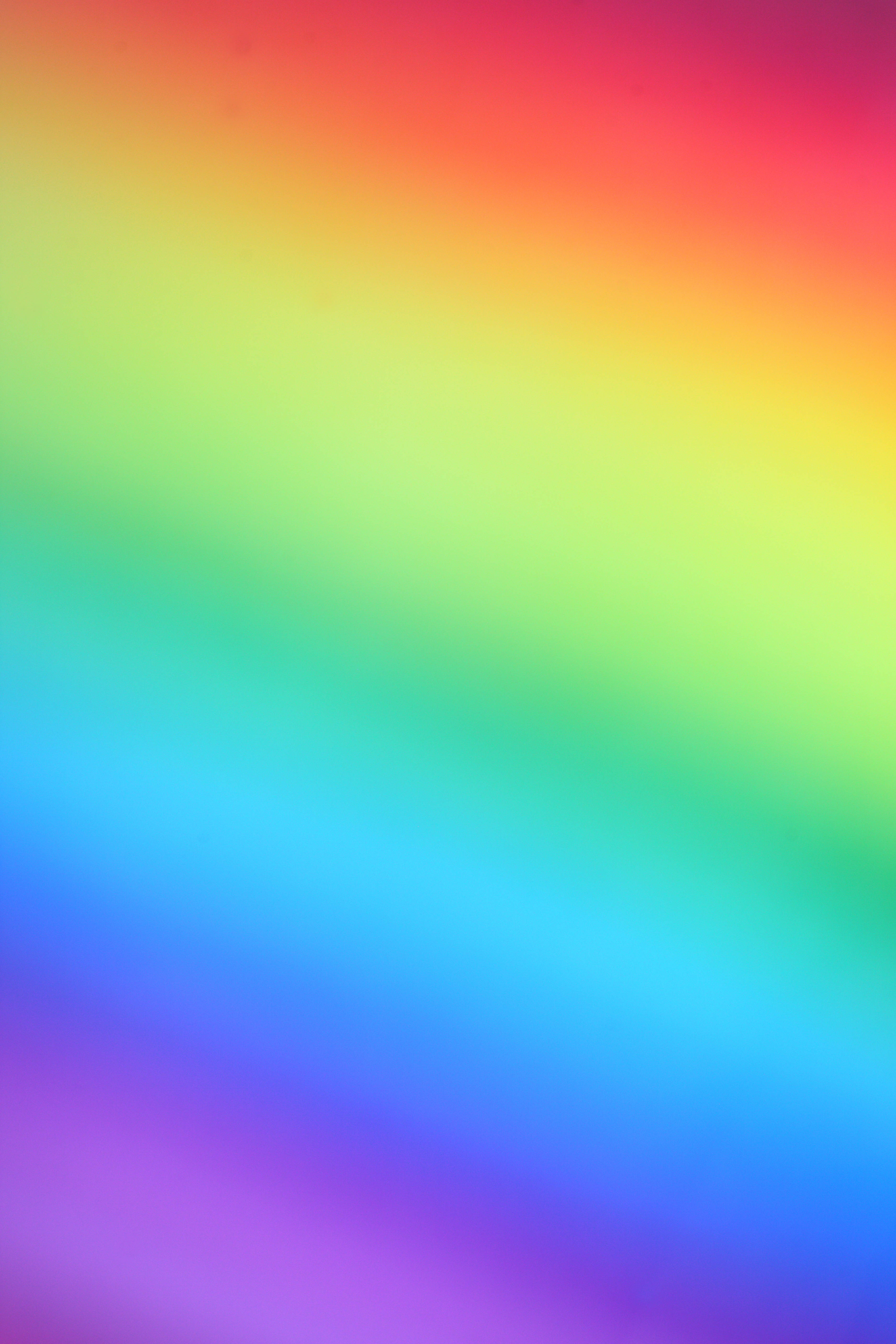 Gradient Vervaagde Diagonale Reënboog Muurpapier