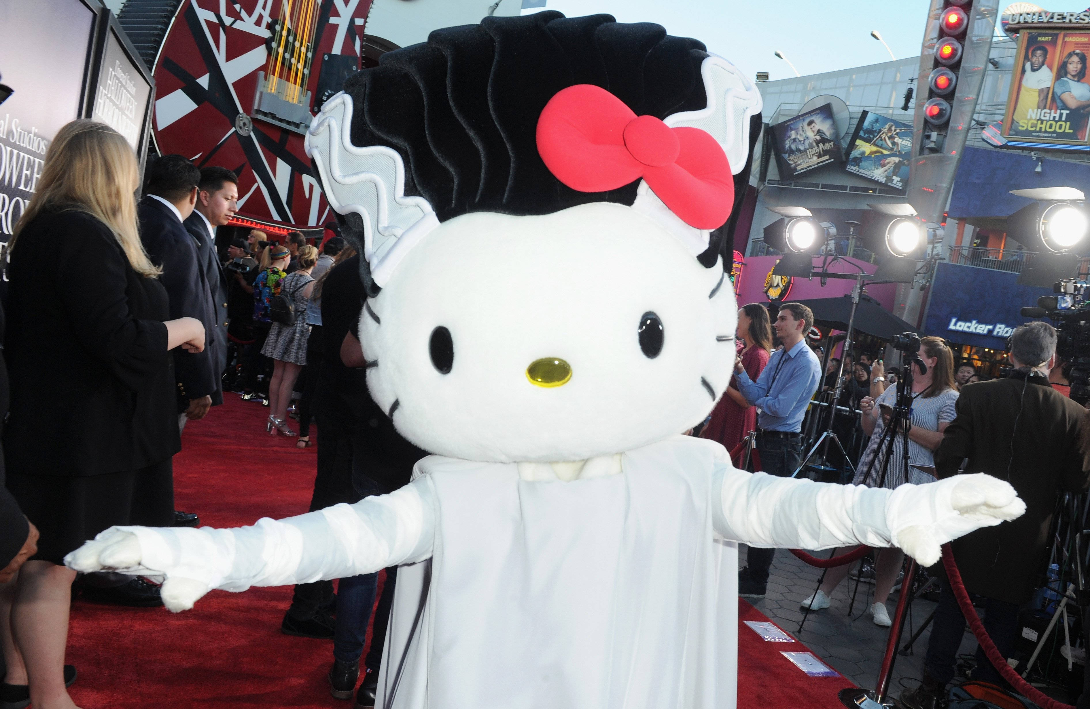 Griezelige Hello Kitty Halloween Mummie Muurpapier