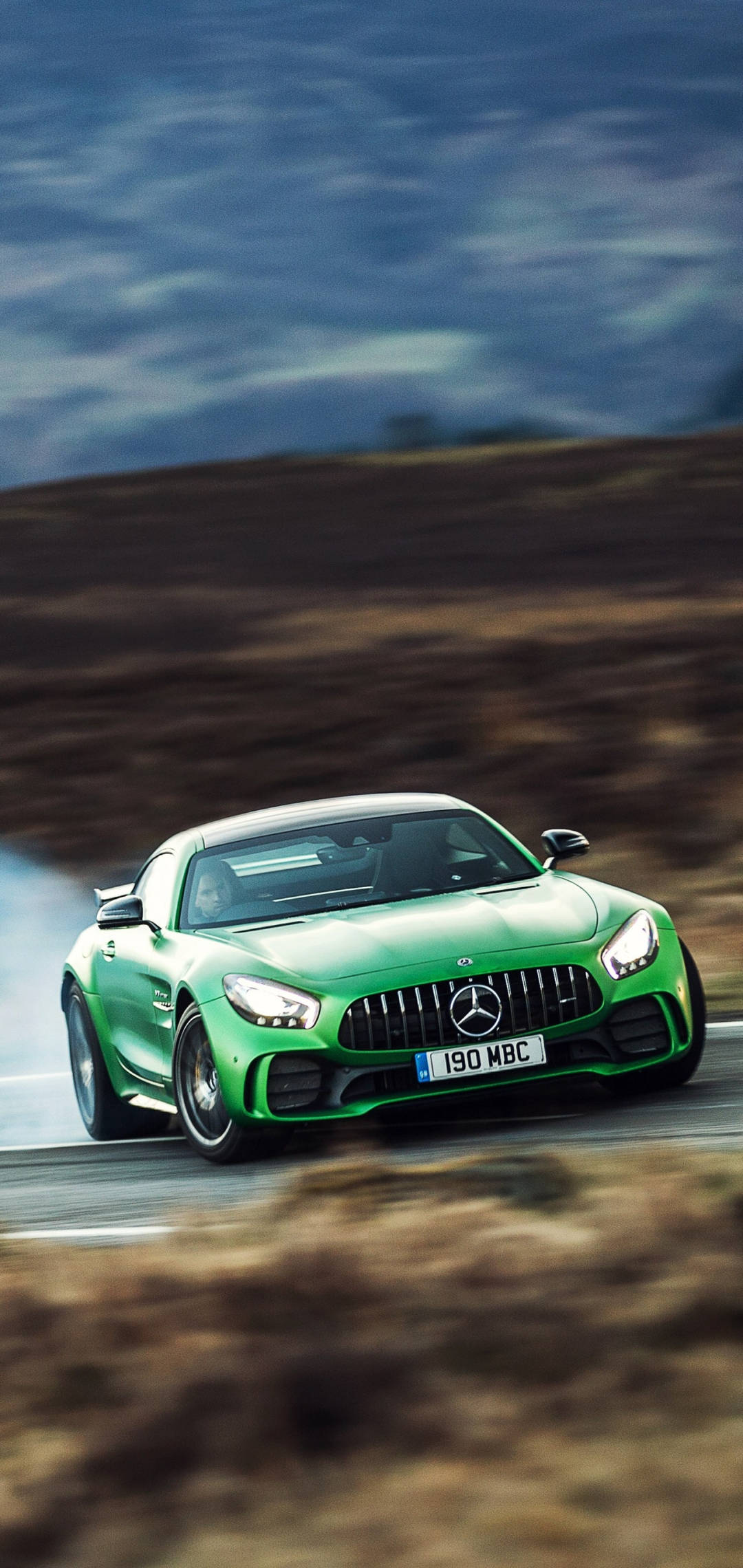 Groen Mercedes AMG Resies iPhone Muurpapier