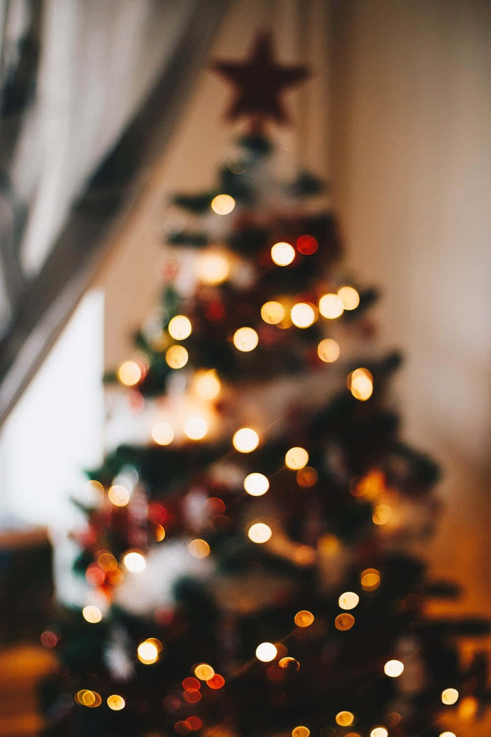 Hierdie feestelike Kersfees-agtergrond omraam jou foon perfek vir die vakansie. Muurpapier