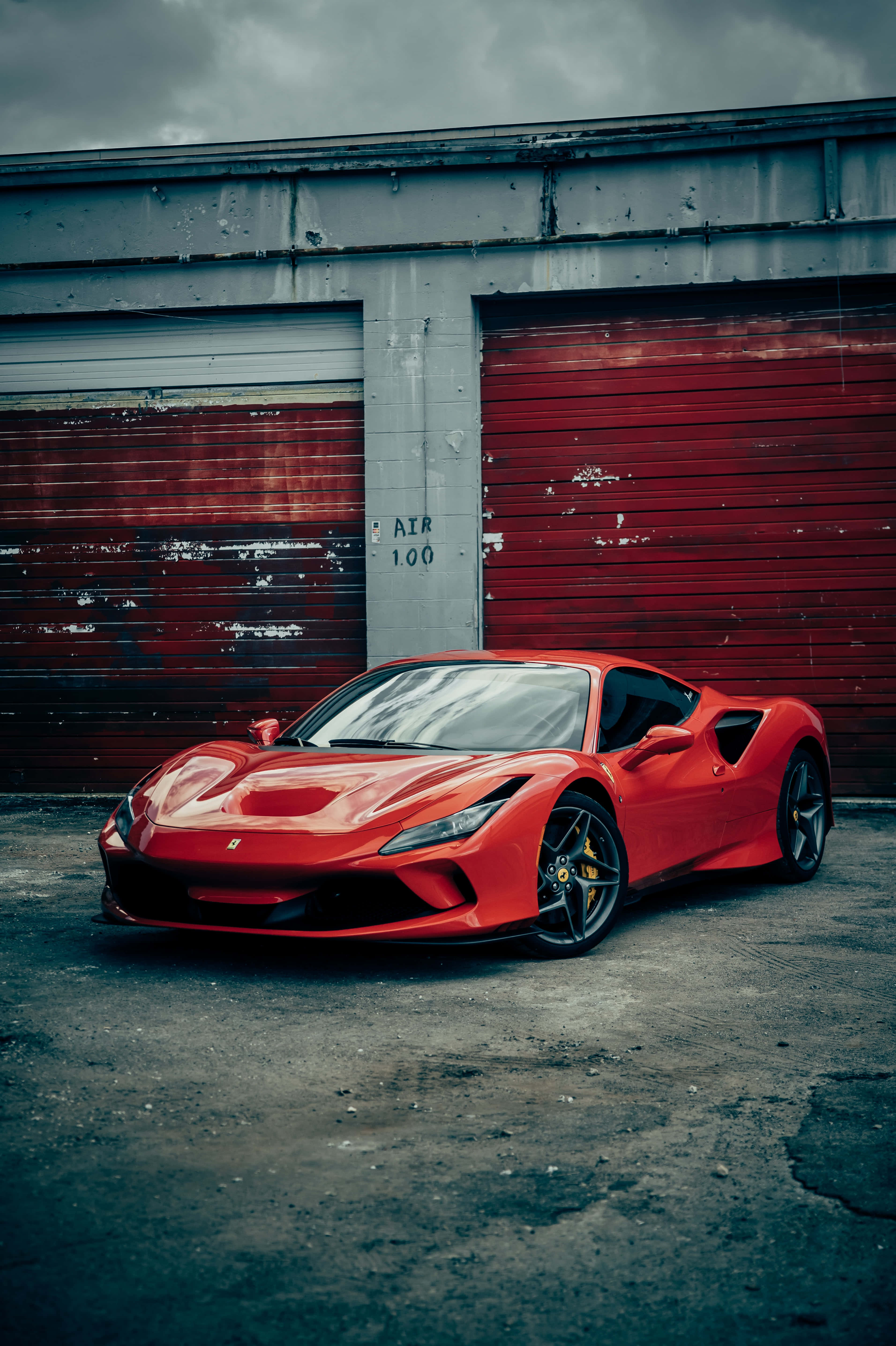 Hoë-intensiteit Prestasie - Die Magtige Ferrari Muurpapier