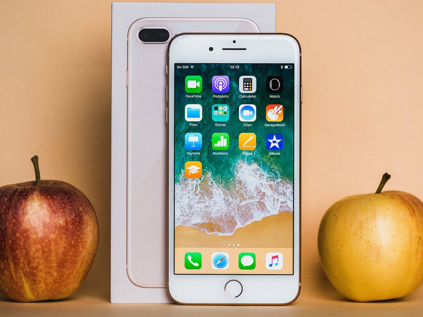 iPhone 8 Met Appels Muurpapier