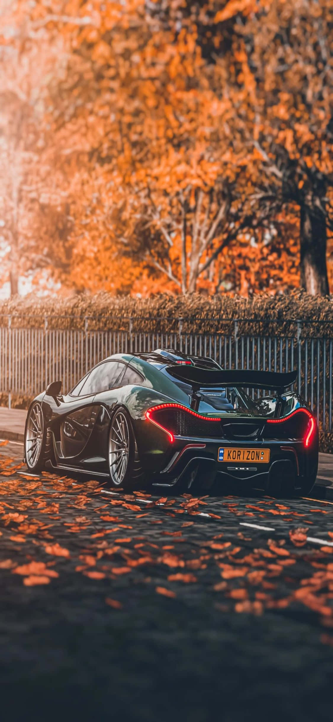 iPhone X McLaren 720s Herfs-agtergrond Muurpapier