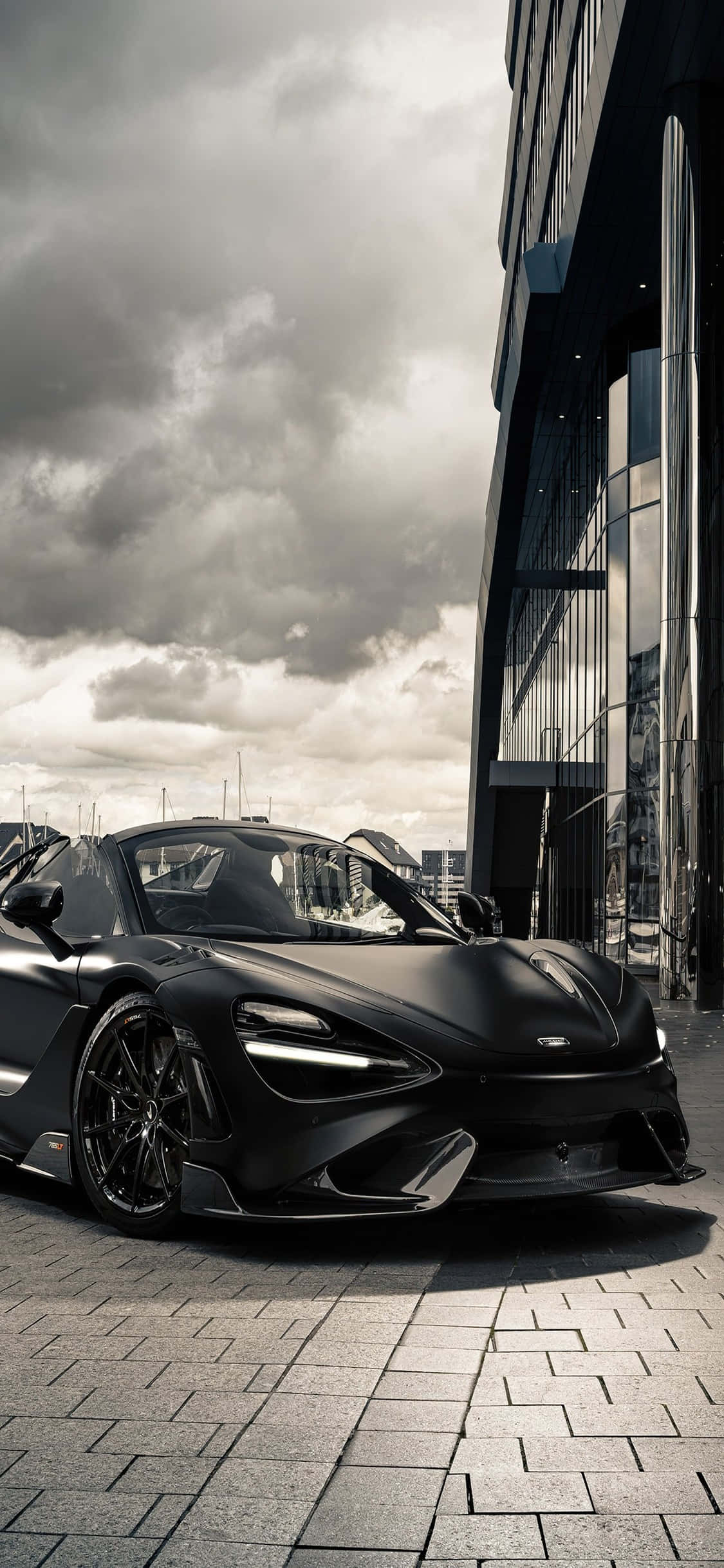 iPhone X McLaren 720s Swart en Wit Agtergrond Muurpapier