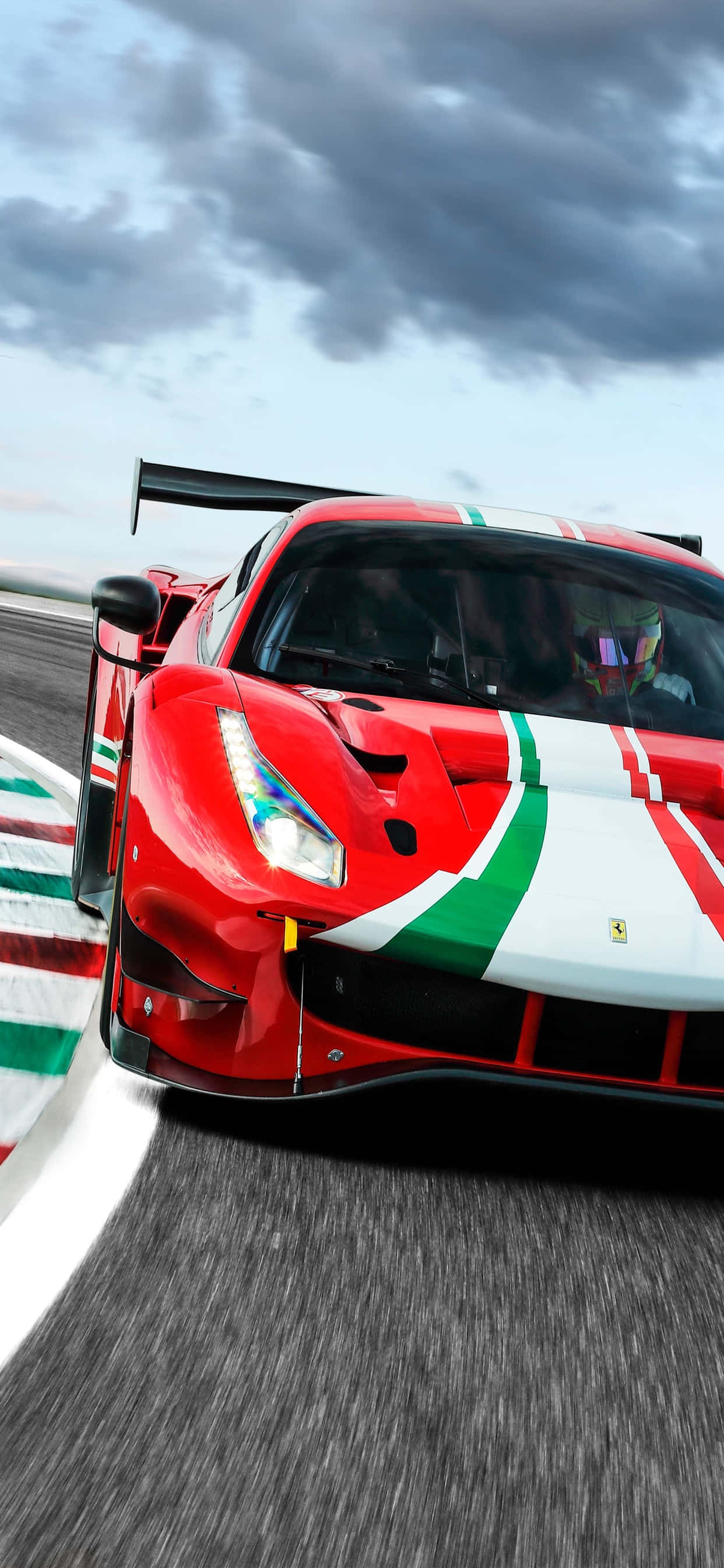 iPhone Xs Max Ferrari Agtergrond Ferrari 488 GT3 Op Die Baan Muurpapier