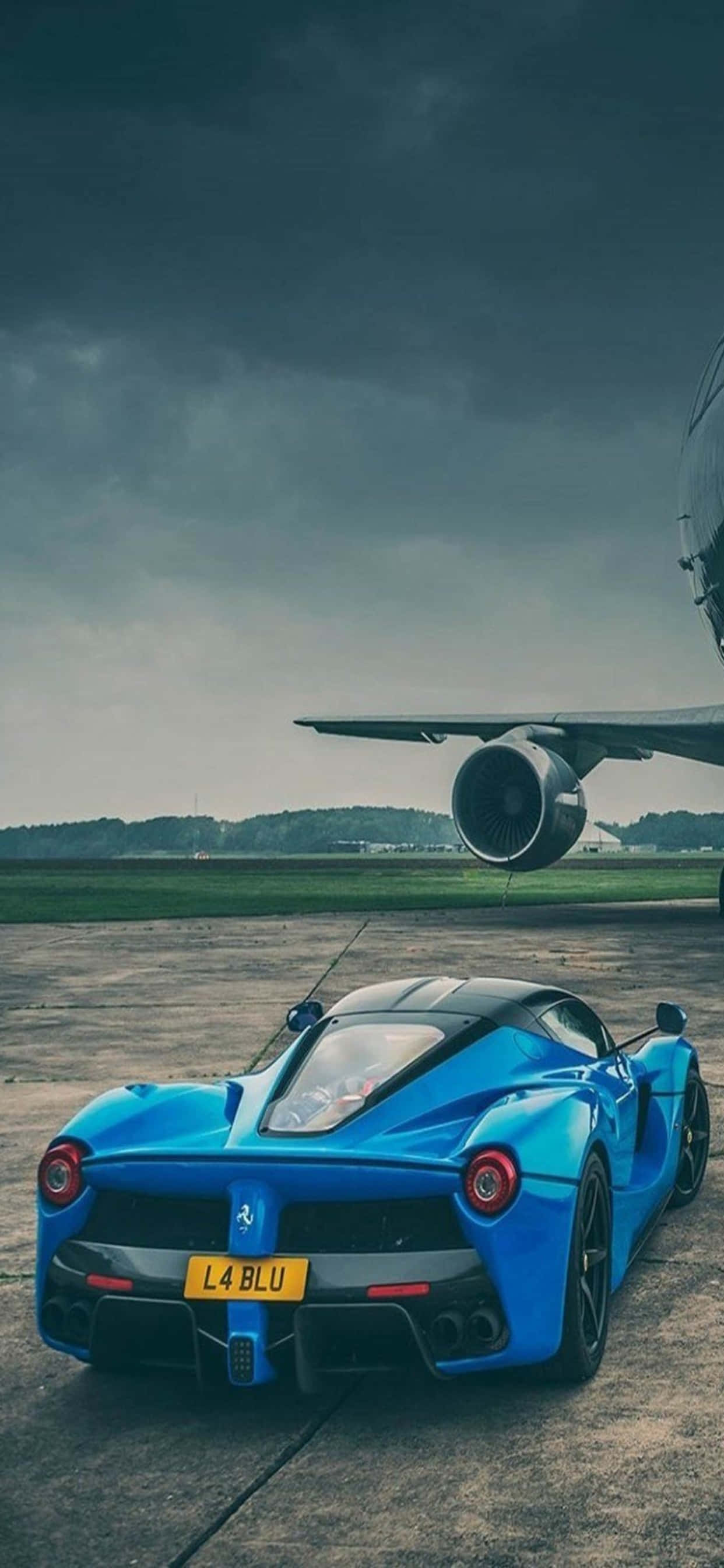 iPhone Xs Max Ferrari Agtergrond Glansblou LaFerrari Vliegveld Muurpapier