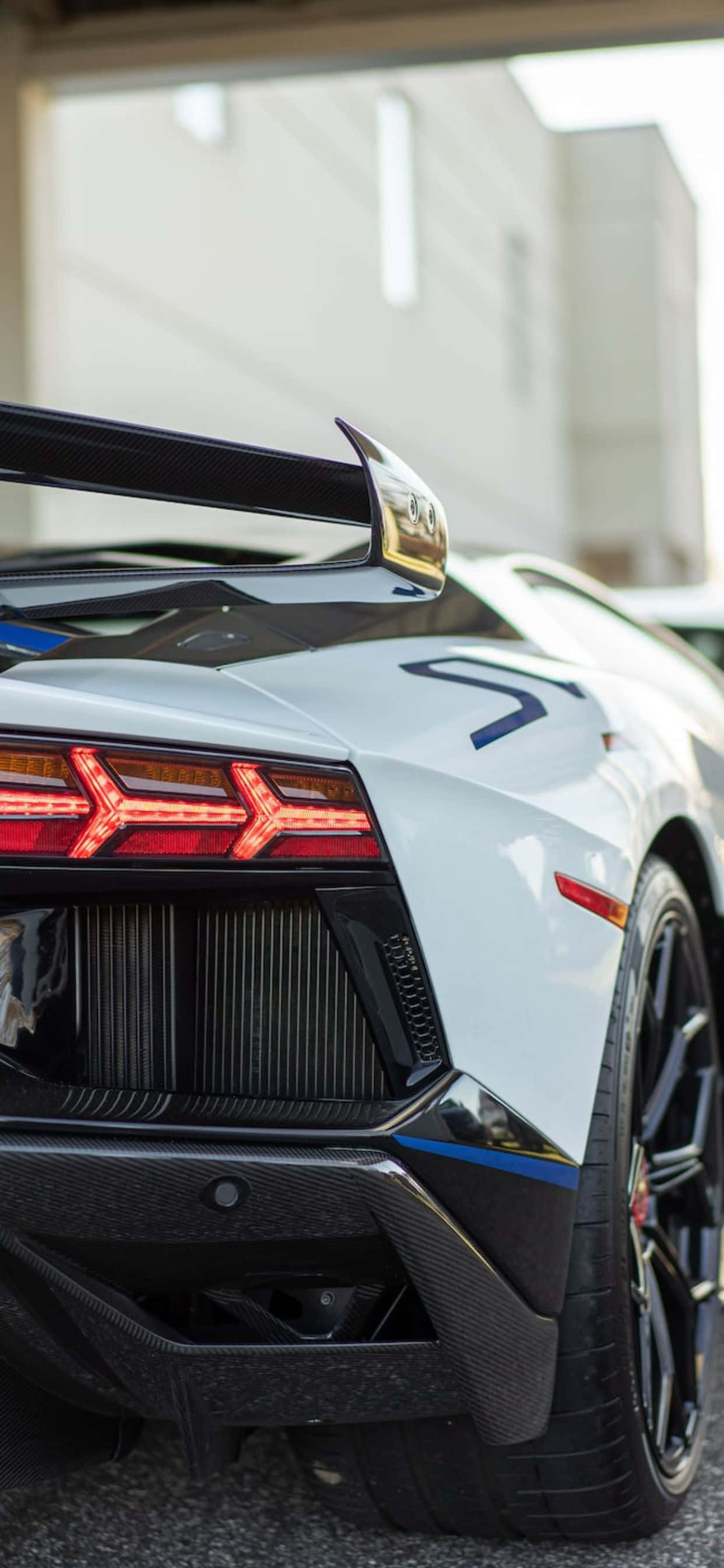 iPhone XS Max Lamborghini Wit Agter Agtergrond Muurpapier