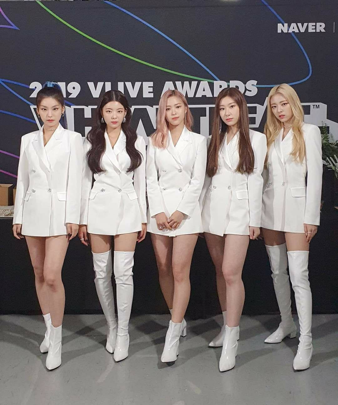 ITZY Vlive Toekennings 2019 Muurpapier