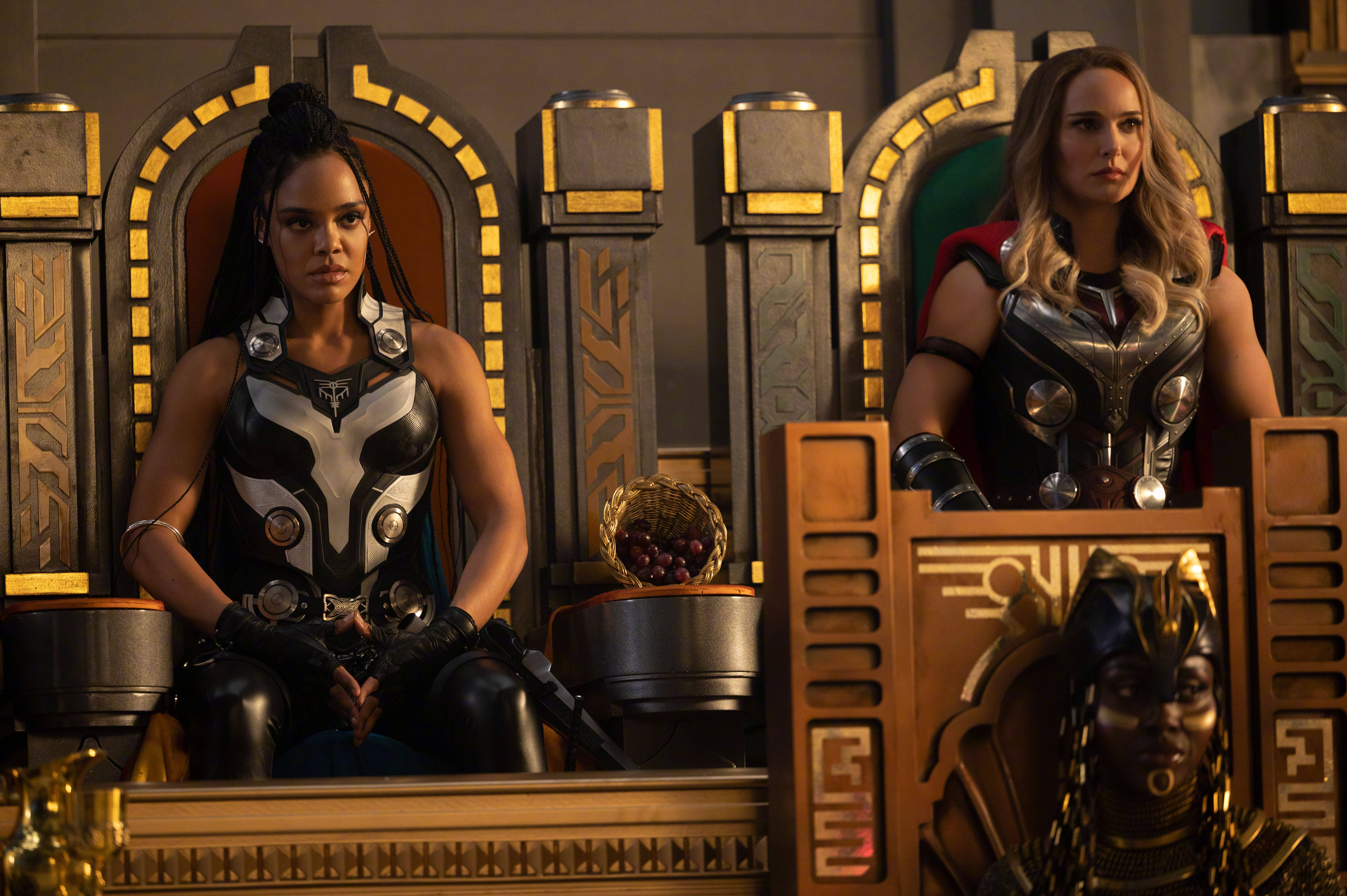 Jane Foster en Valkyrie maak gereed vir aksie in Thor: Love and Thunder Muurpapier