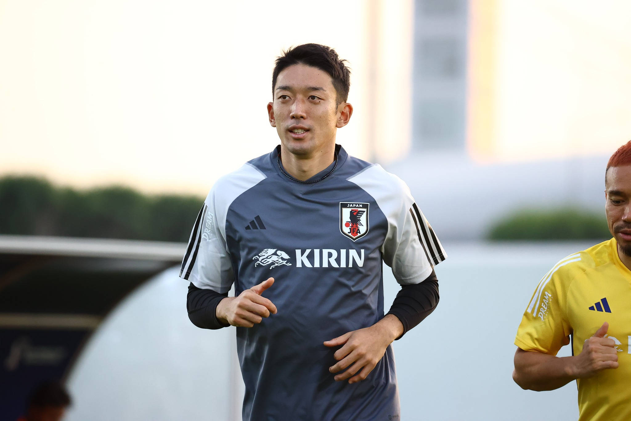 Japan Nasionale Sokkerspan Draf Shuichi Gonda Muurpapier