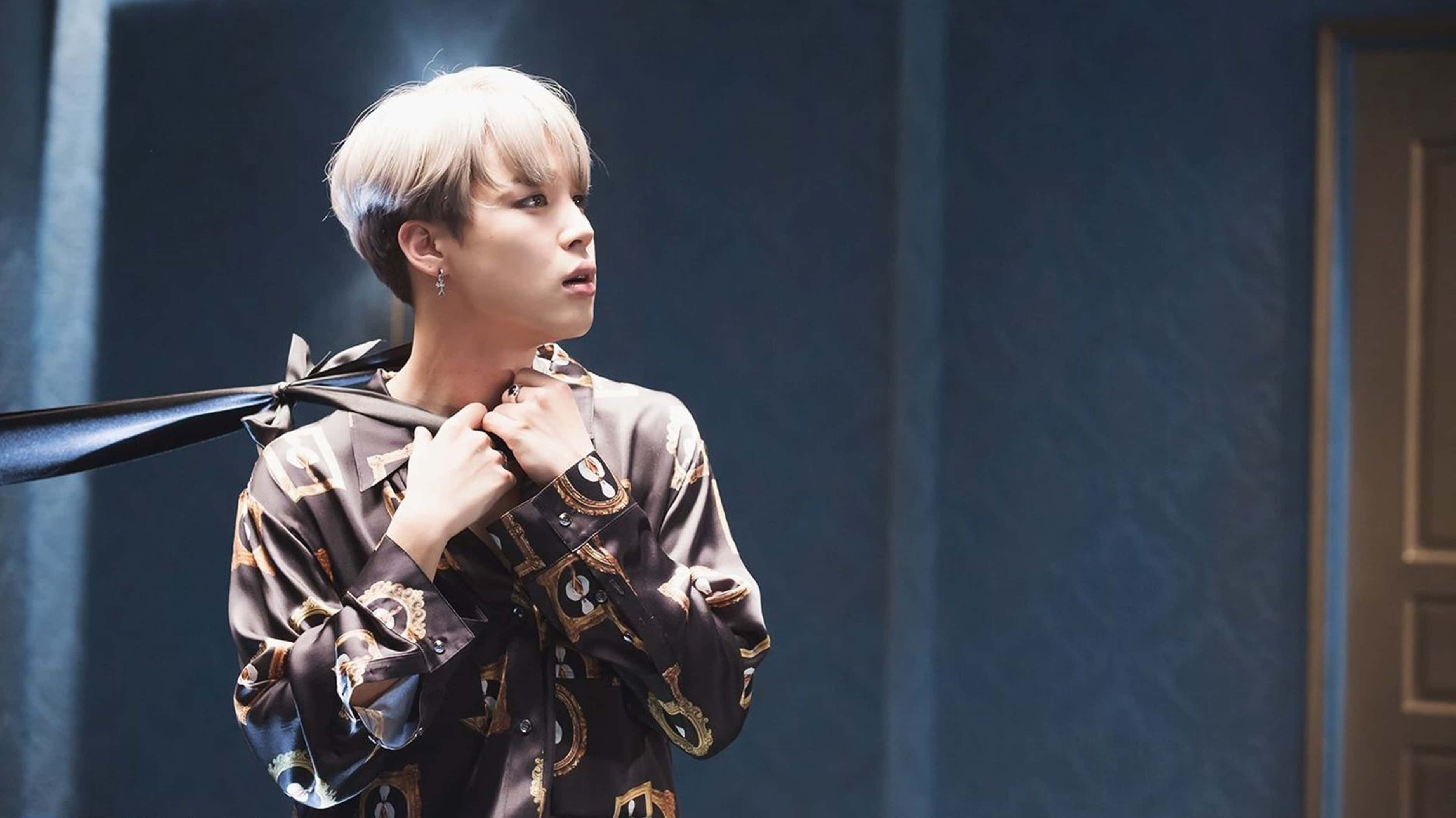 Jimin HD in Bloed Sweet En Trane MV Muurpapier