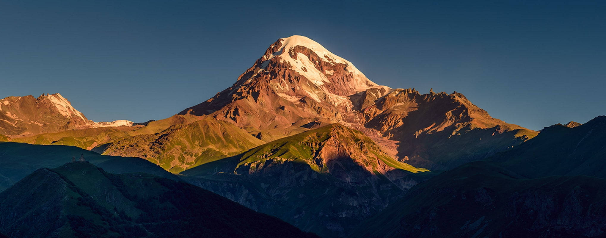 Kazbek Helder Lug Muurpapier