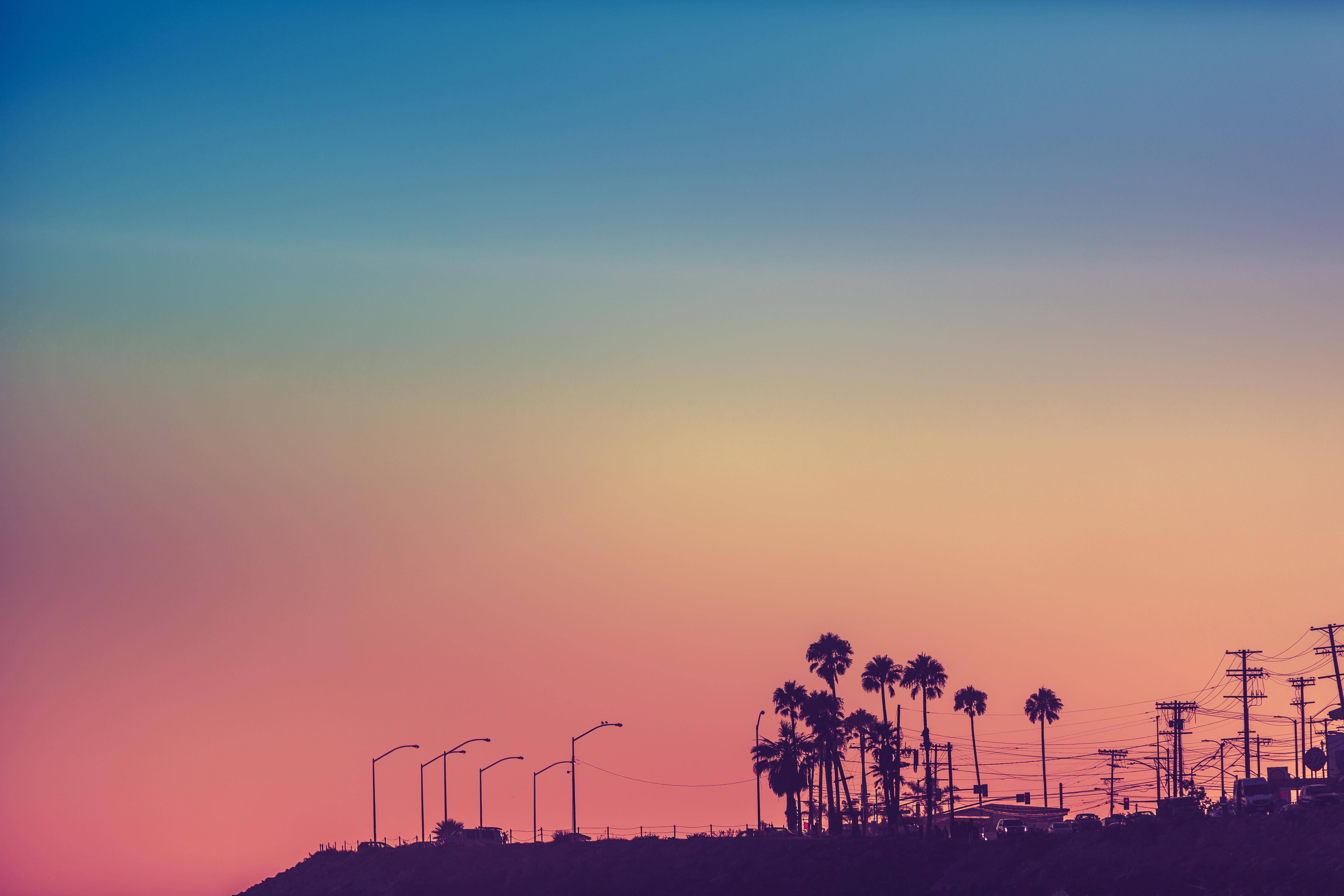 Kleurvolle Los Angeles-sonsondergang Muurpapier