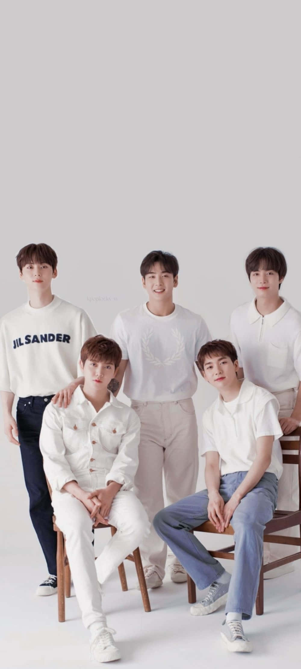 Kpop-seunsgroep Nuest Esteties Muurpapier