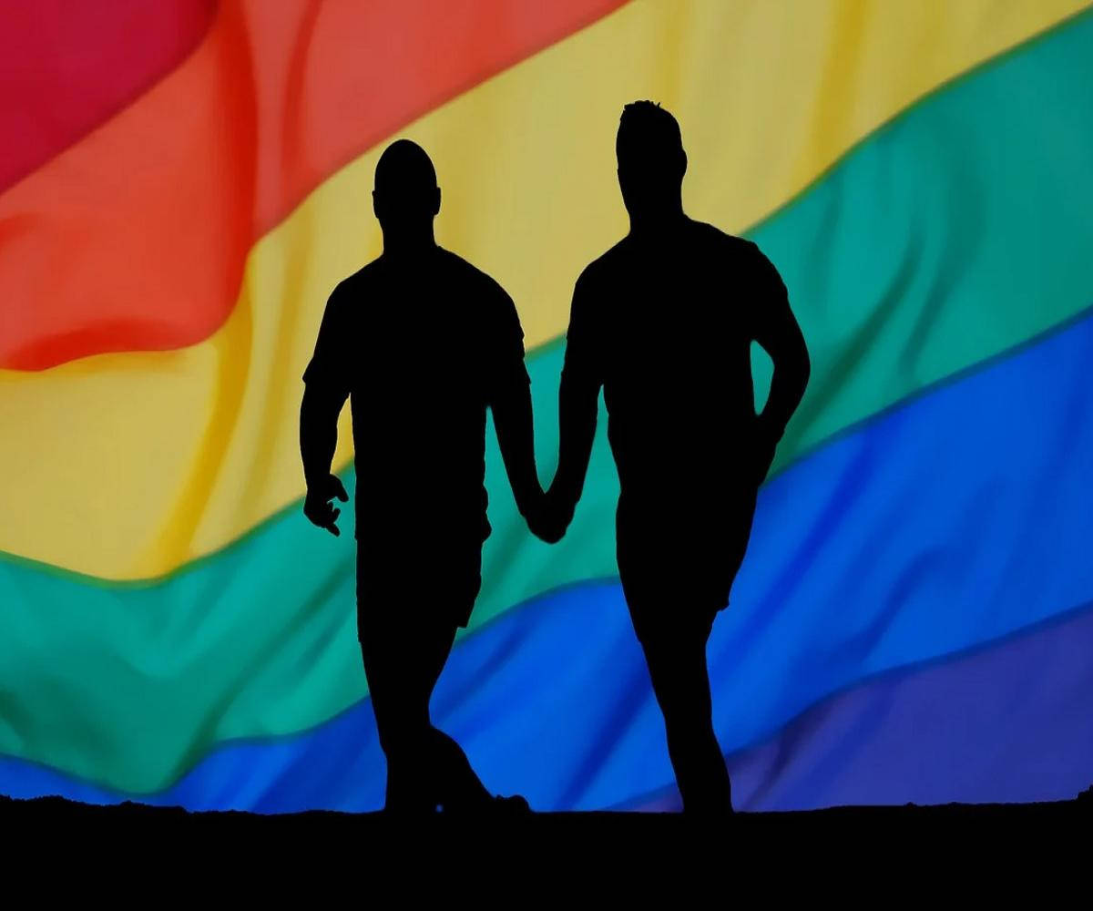 Liefde is Liefde Silhoeet Paartjie Muurpapier
