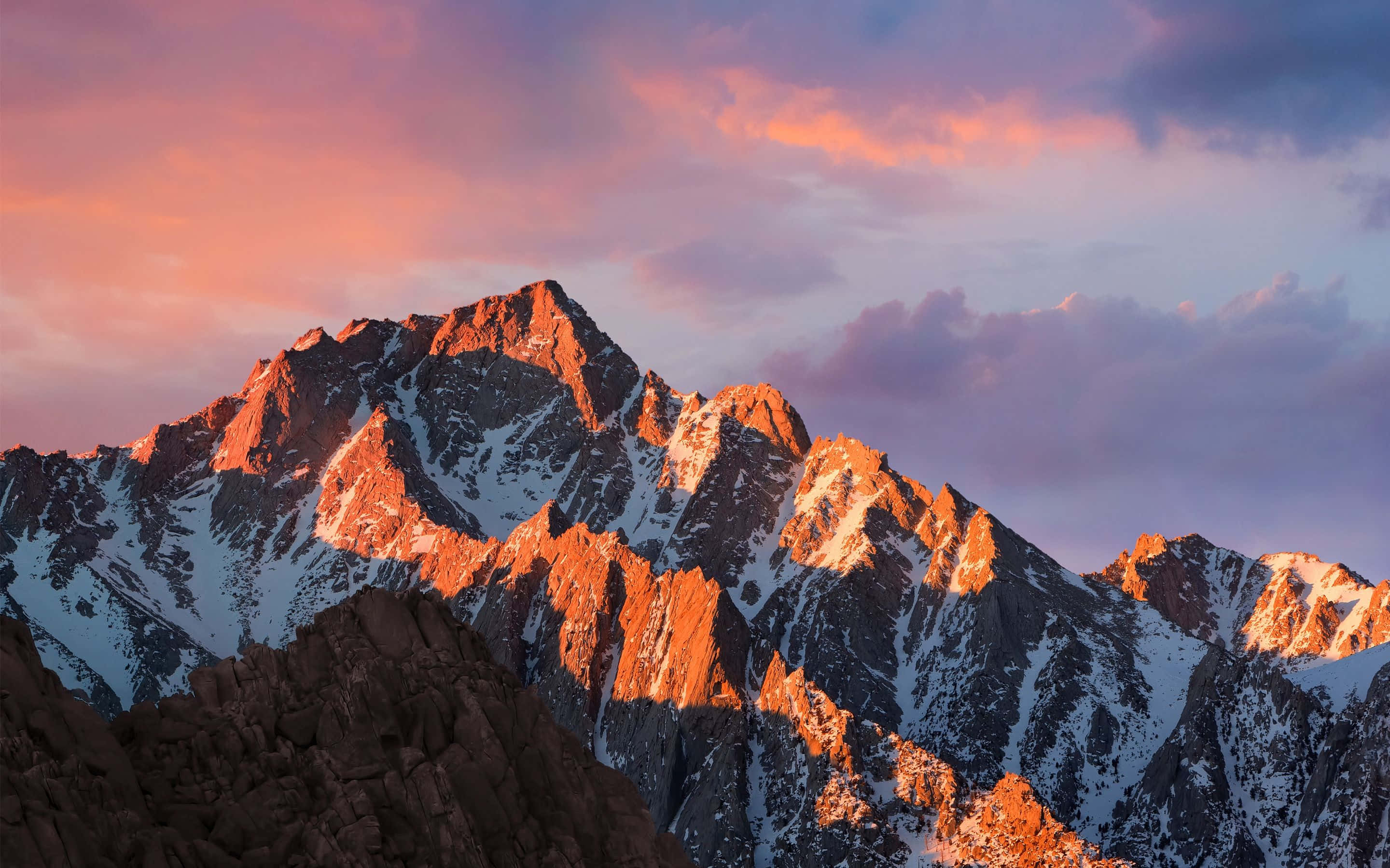 Lone Pine Peak MacBook Standaard Muurpapier