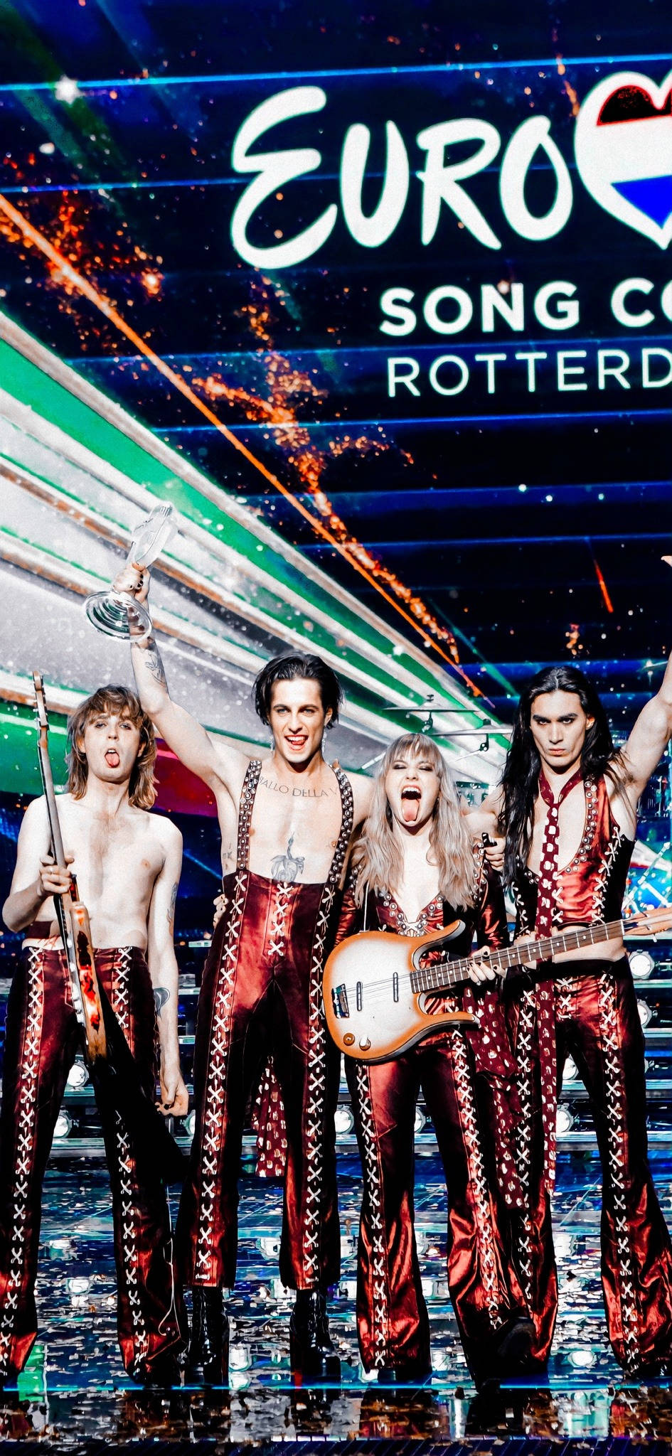 Maneskin Staan Op Verhoog Muurpapier
