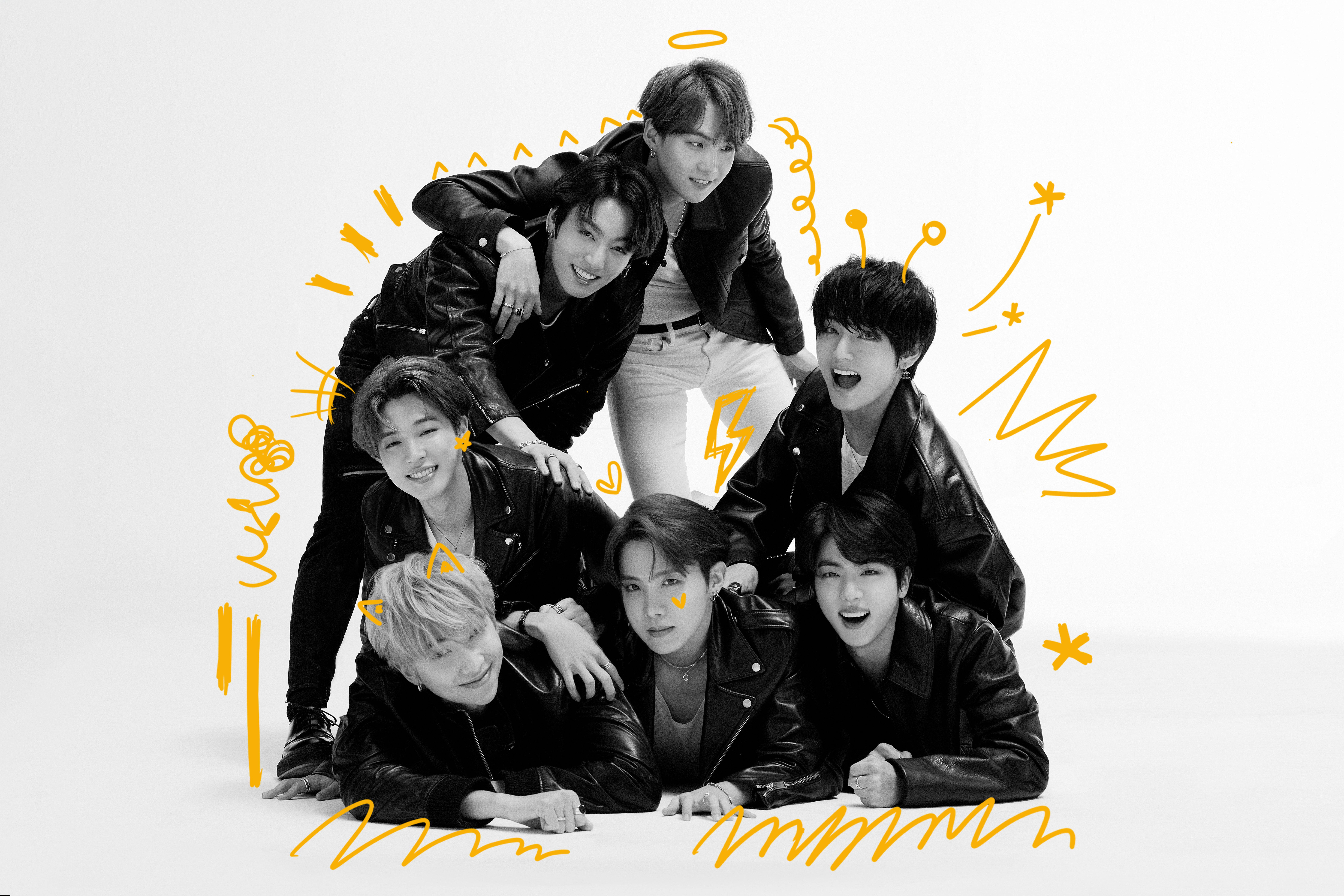Monochromatiese BTS Dynamite Groepfoto Muurpapier
