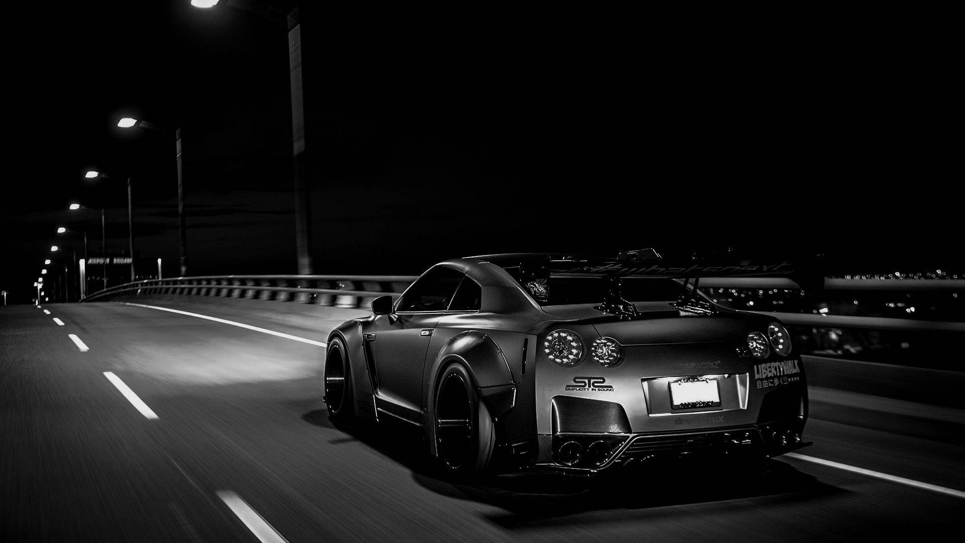 Monochroom Nissan GTR-motor Muurpapier