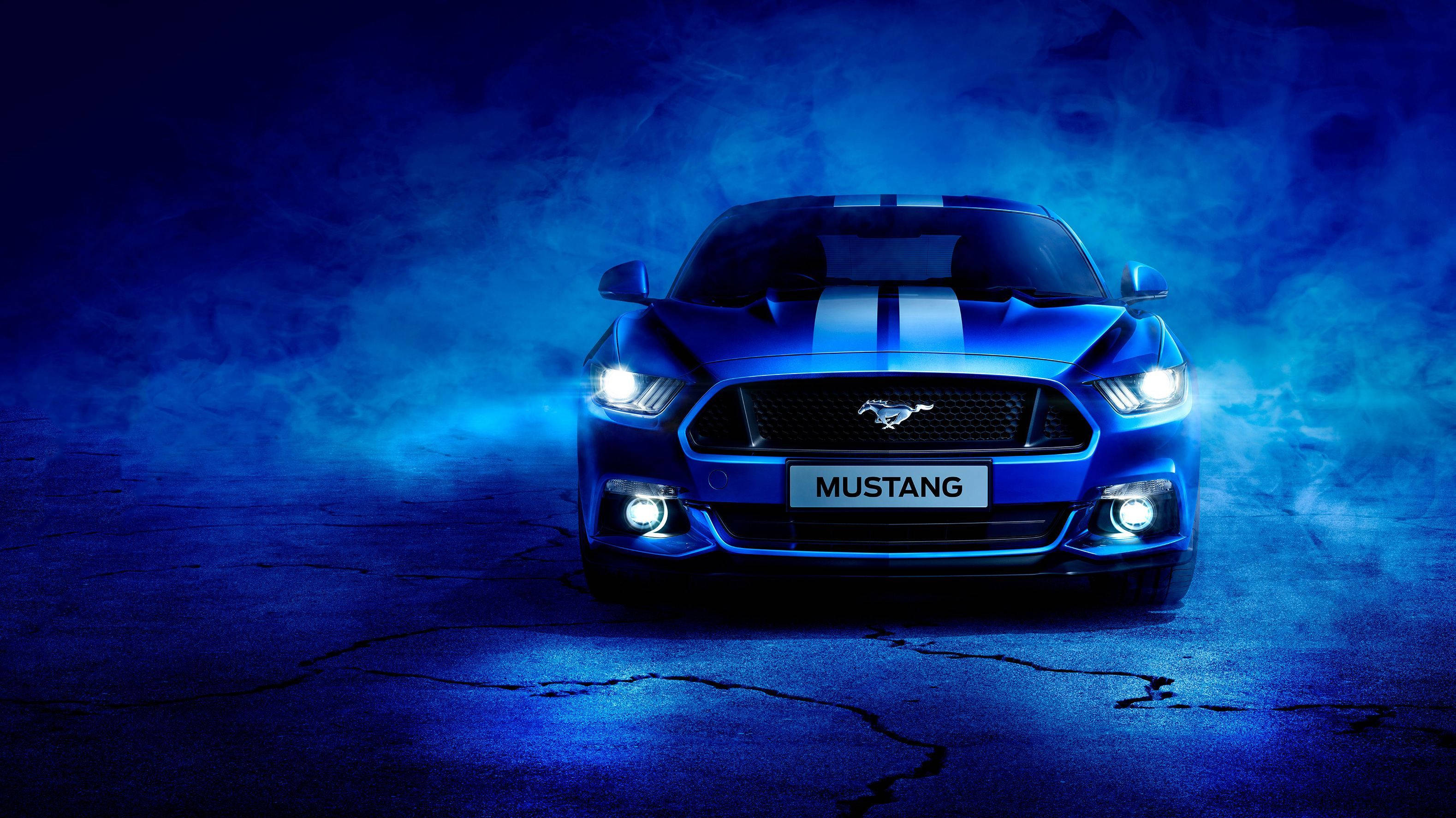 Motor 4K Metaalblou Ford Mustang Muurpapier