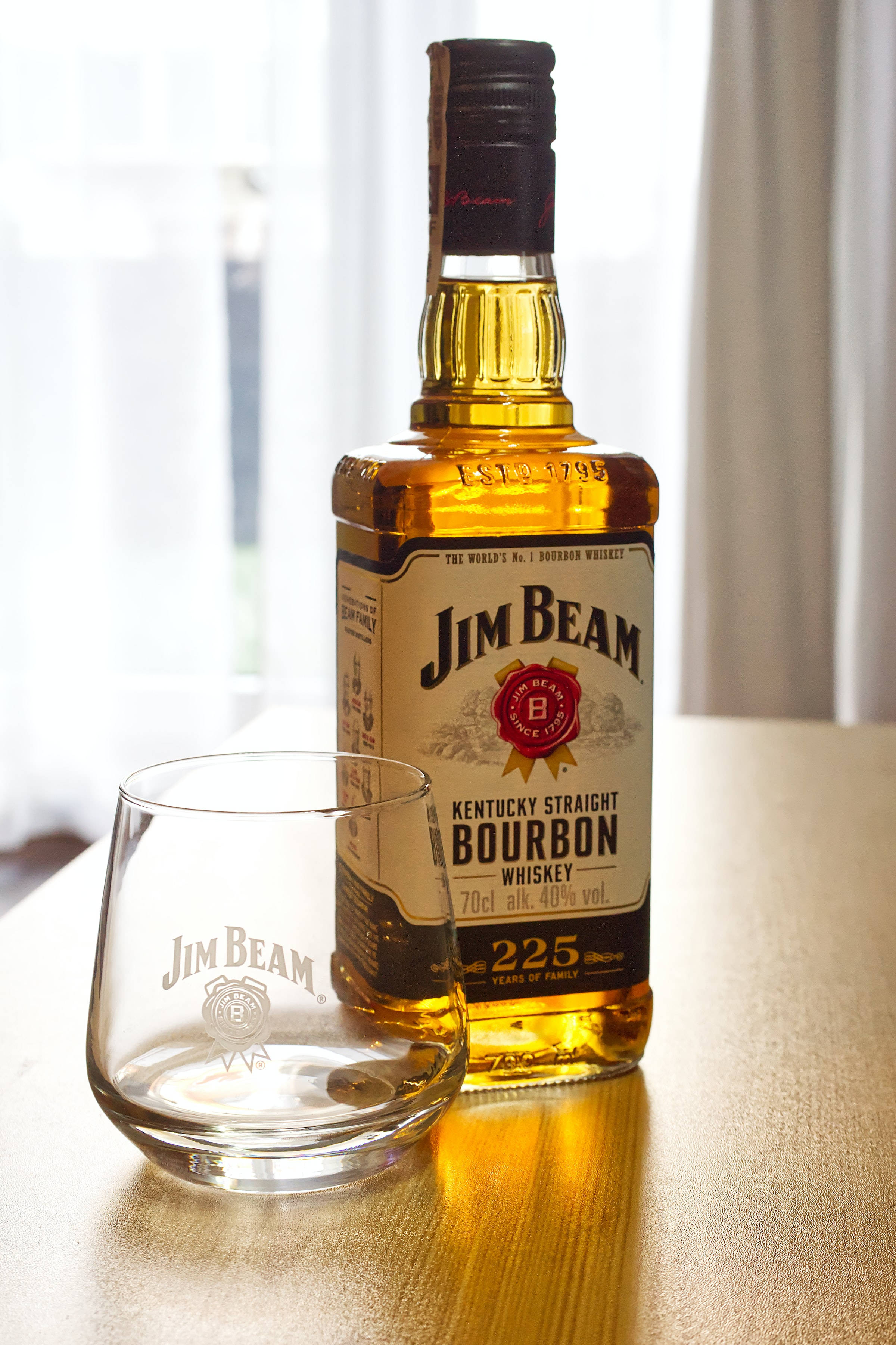 'n Fyn Bottel Jim Beam Bourbon Whiskey Muurpapier